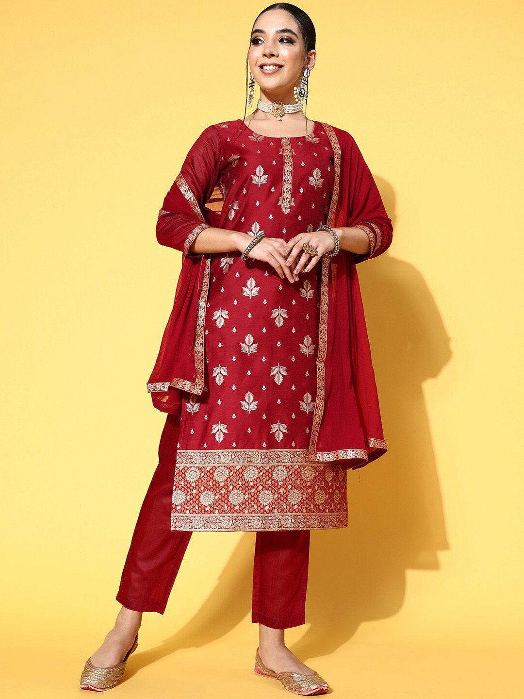 

RAJGRANTH Women Ethnic Motifs Regular Chanderi Silk Kurta with Trousers & With Dupatta, Red