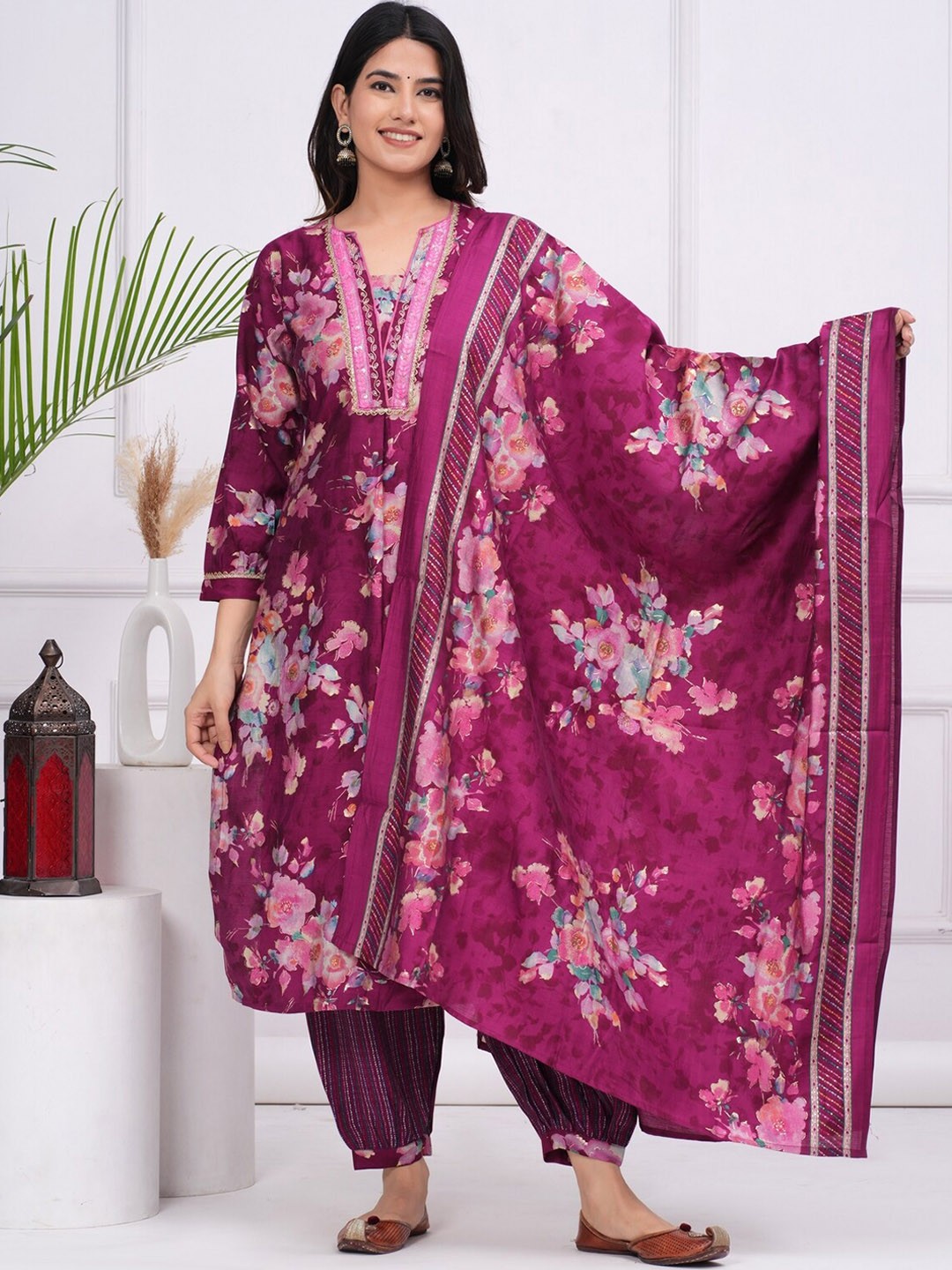 

KALINI Ethnic Motifs Printed Pure Silk Sequinned Pure Silk Kurta with Salwar & Dupatta, Maroon