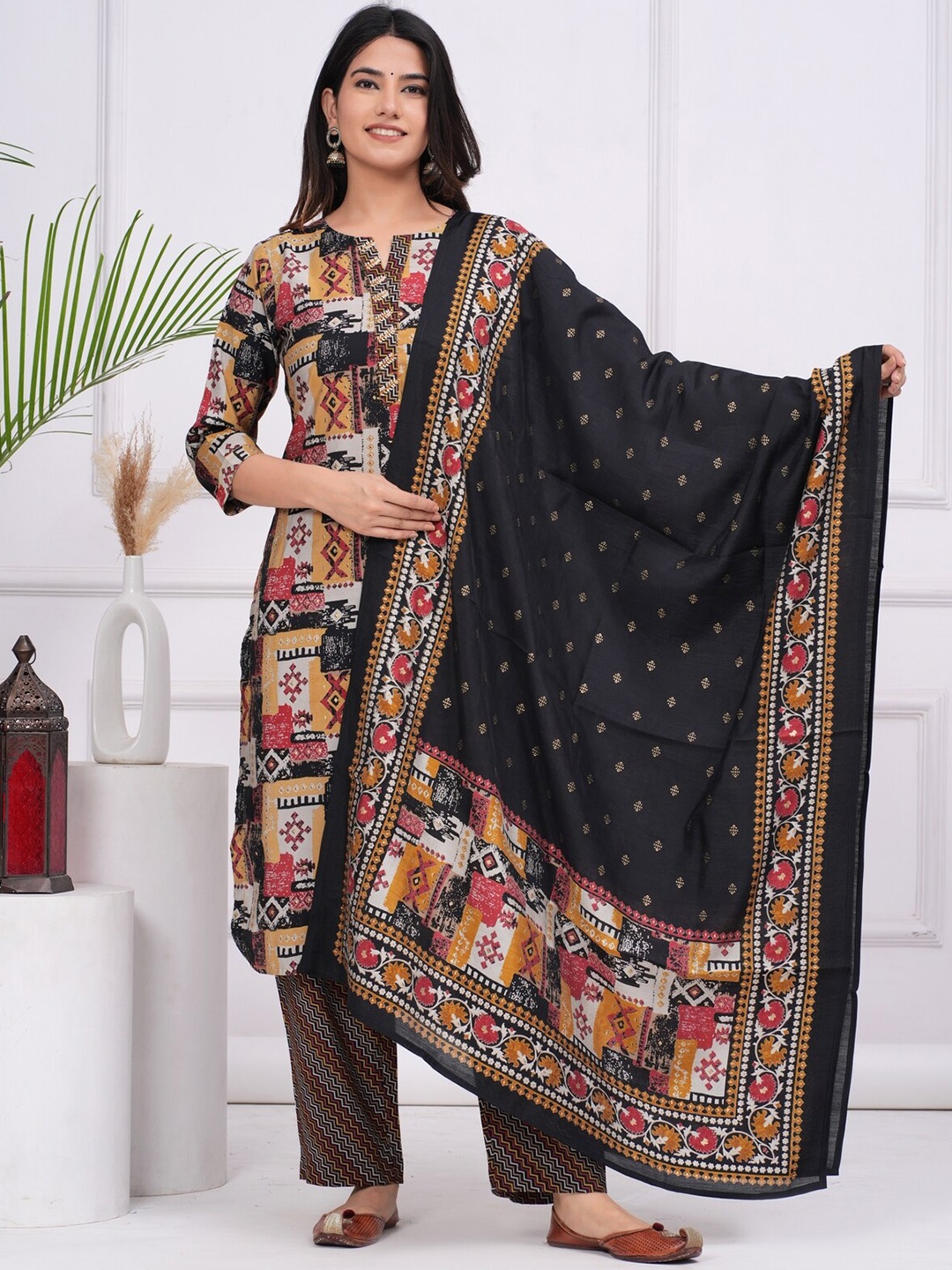 

KALINI Printed Regular Beads and Stones Pure Silk Kurta with Trousers & Dupatta, Black