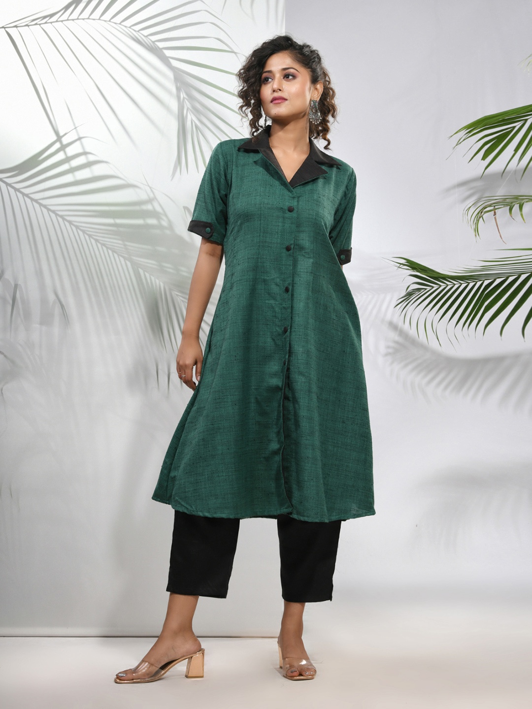 

Charukriti Women Regular Kurta with Trousers, Green