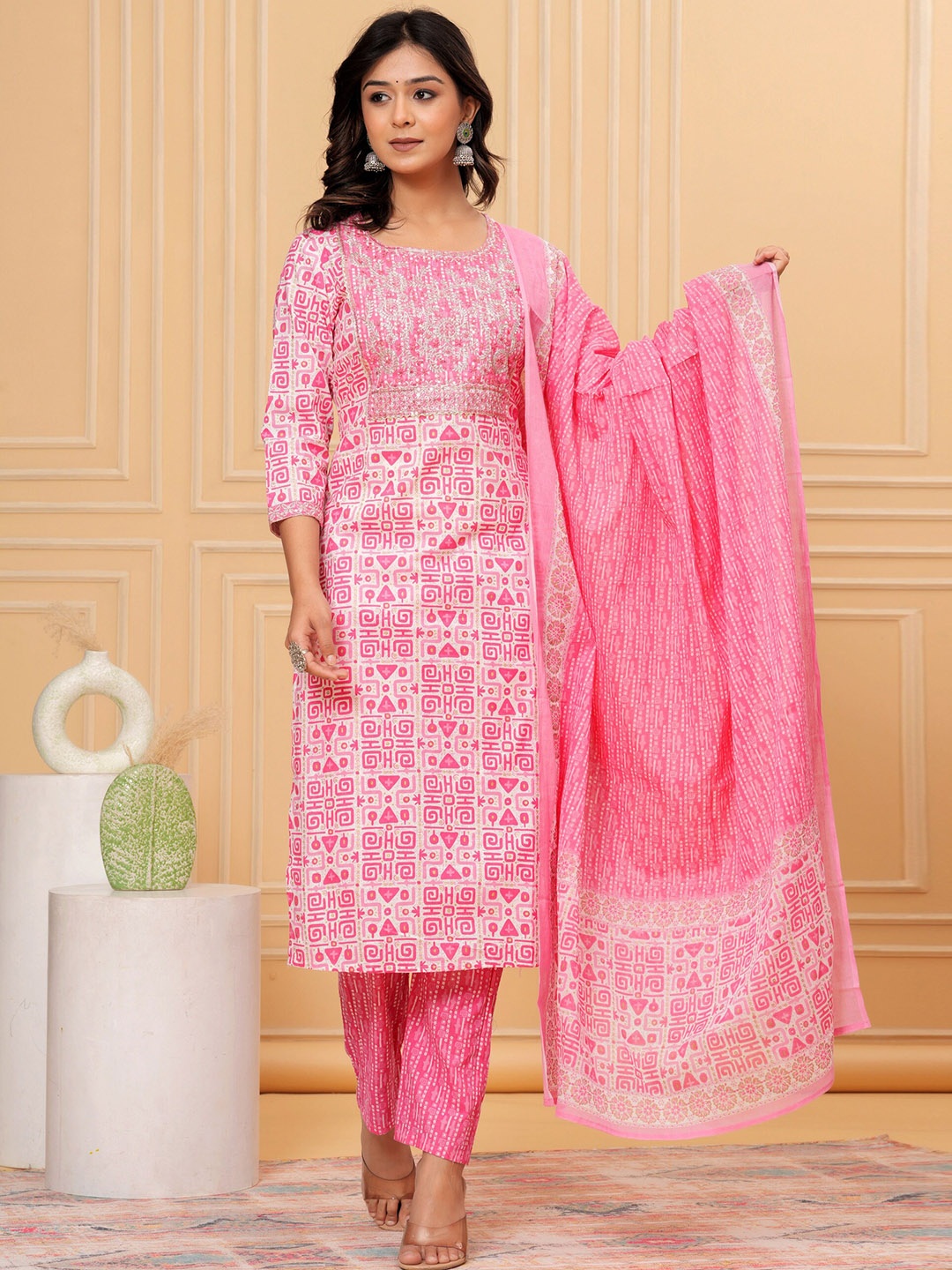 

JVSP FASHION Floral Printed Round Neck Pure Cotton Straight Kurta with Trousers & Dupatta, Pink