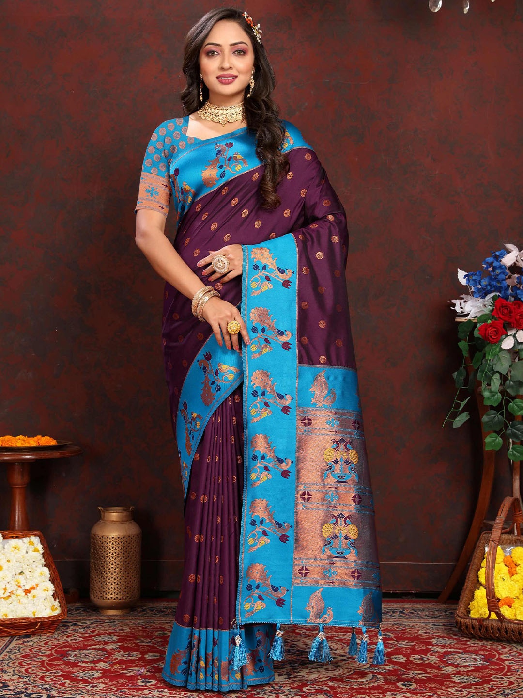 

ZILVIRA Woven Design Zari Pure Silk Paithani Saree, Burgundy