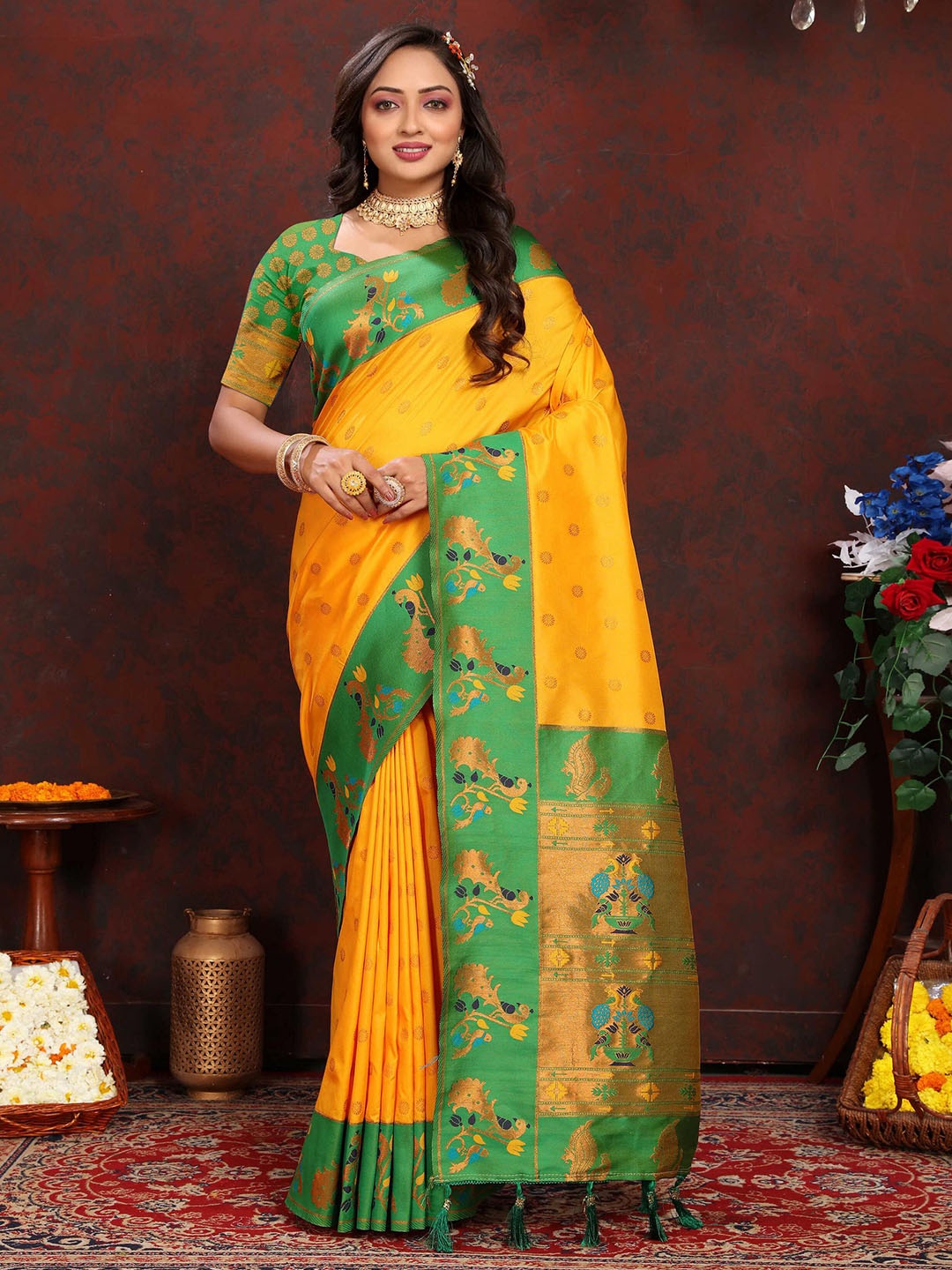 

ZILVIRA Woven Design Zari Pure Silk Paithani Saree, Gold