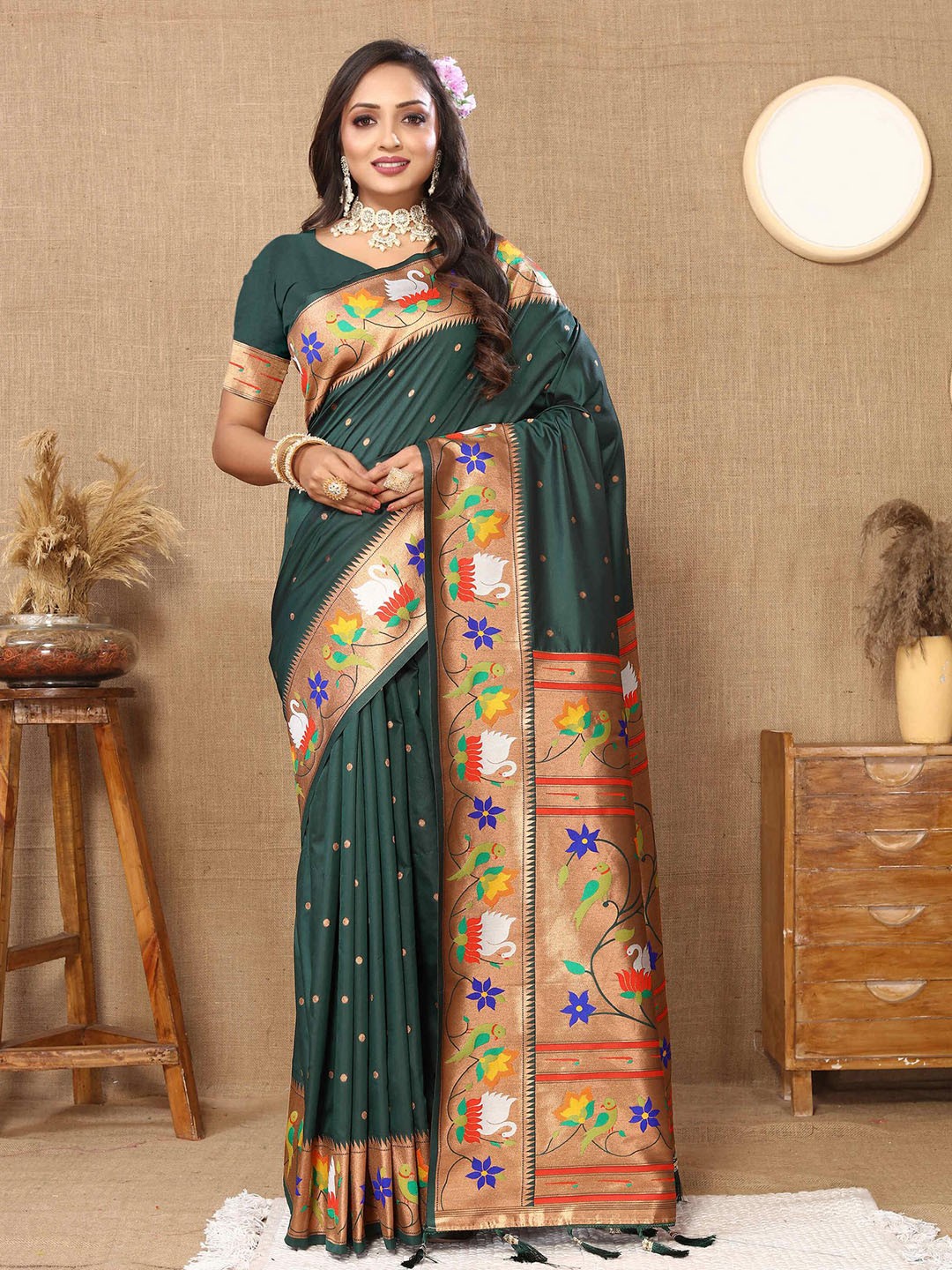 

ZILVIRA Floral Woven Design Zari Pure Silk Paithani Saree, Green