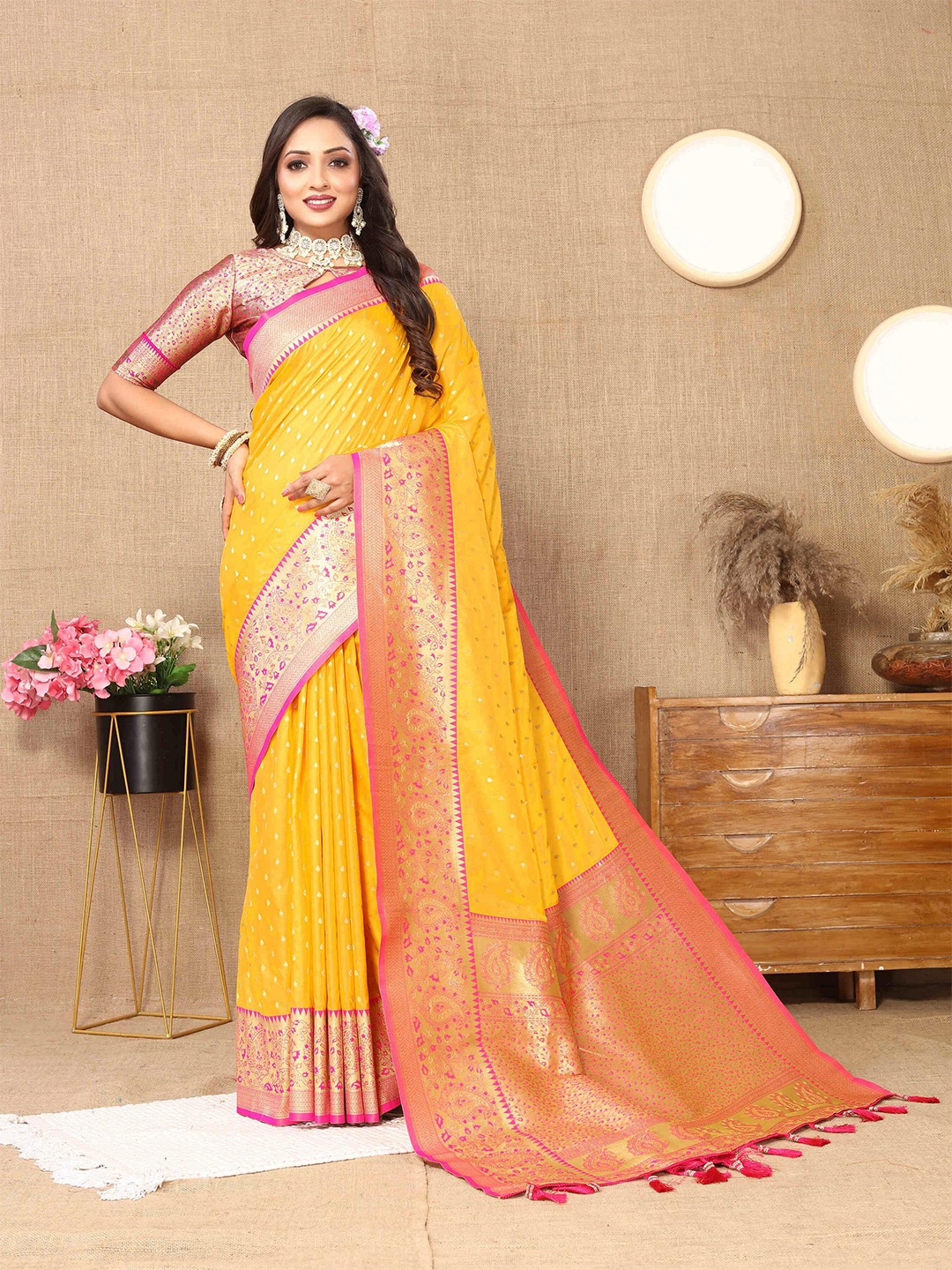 

ZILVIRA Ethnic Motifs Woven Design Zari Banarasi Saree, Yellow