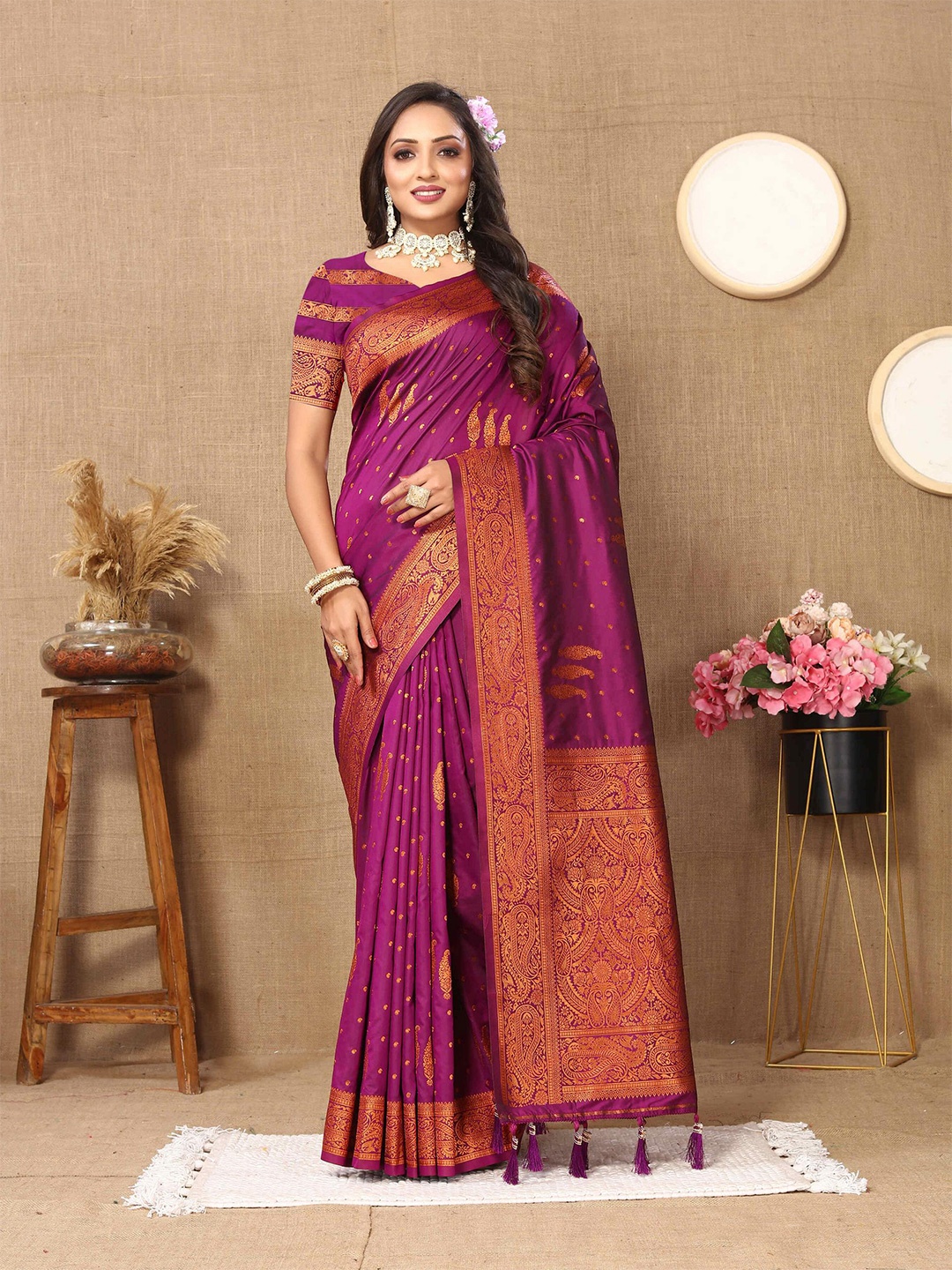 

ZILVIRA Paisley Woven Design Zari Banarasi Saree, Purple