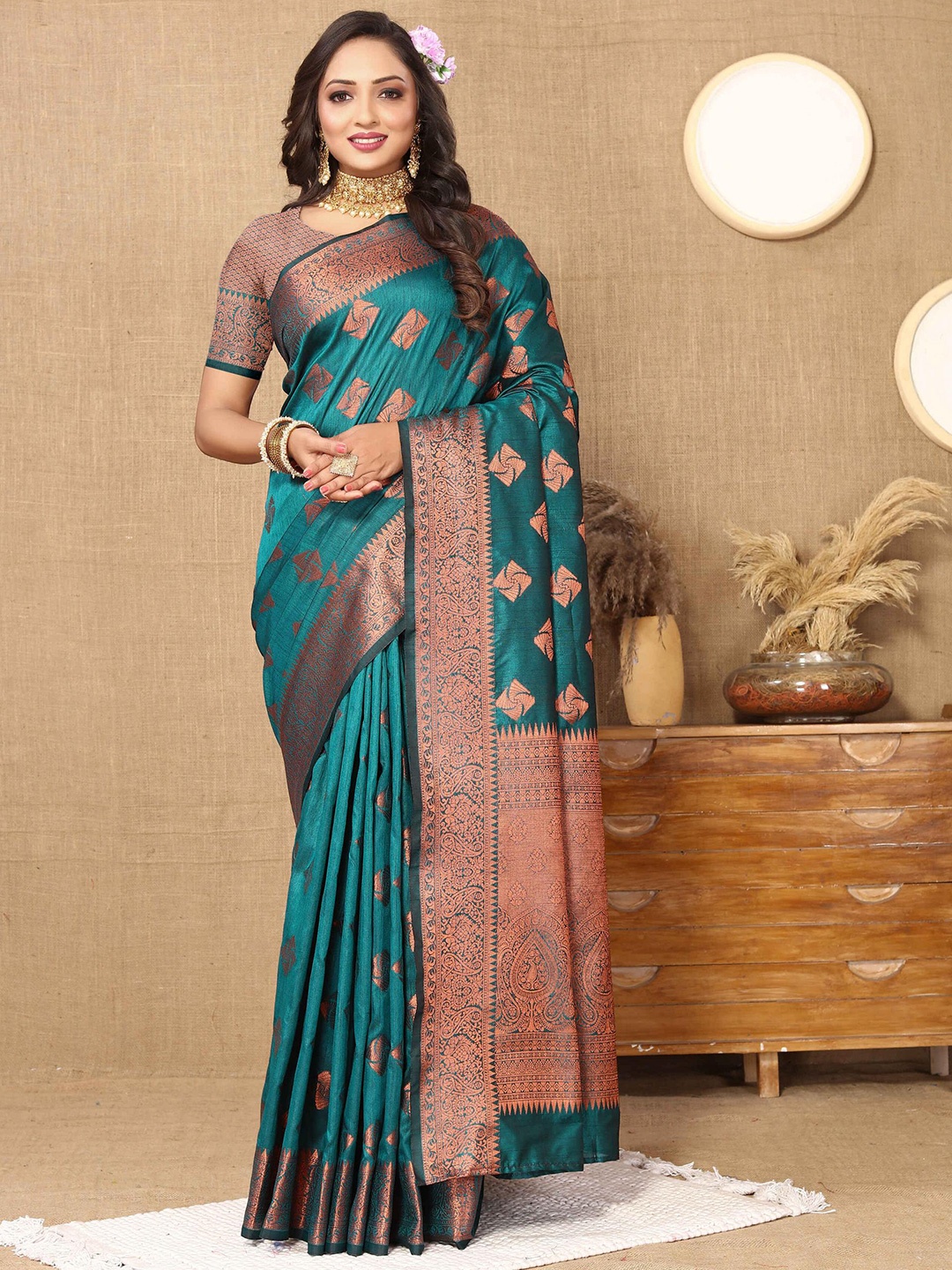 

ZILVIRA Woven Design Zari Banarasi Saree, Teal