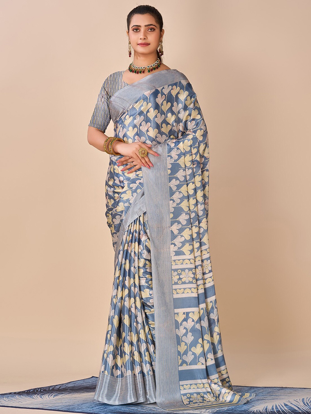 

NIRMAL CREATION Floral Printed Saree, Grey