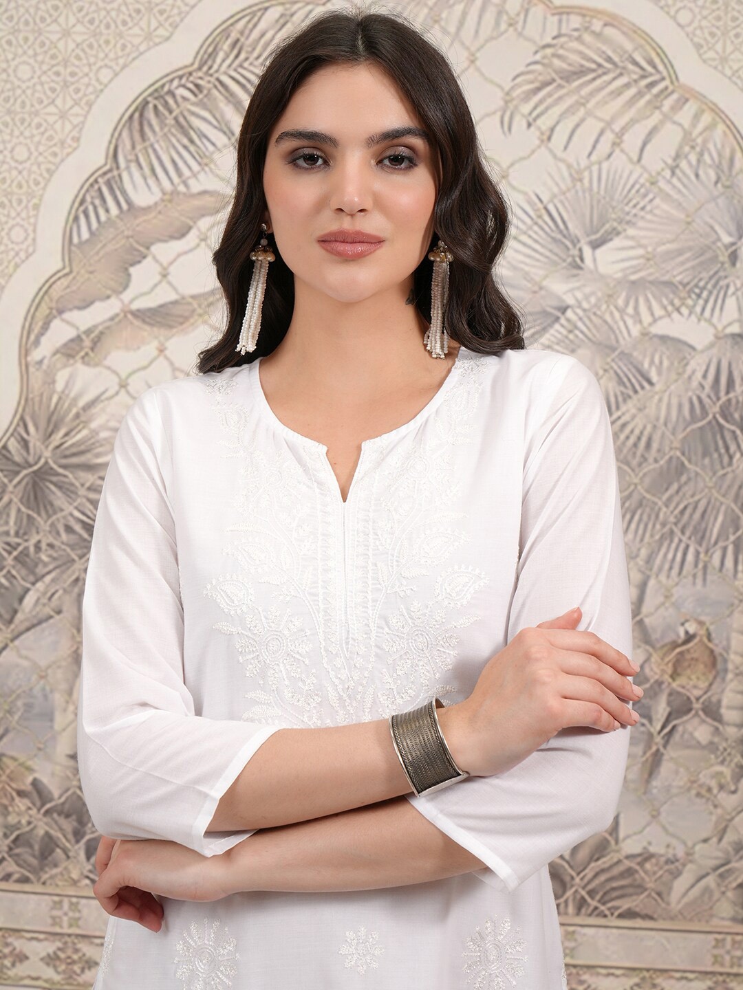 

Vishudh White Floral Embroidered White Romance Straight Kurta