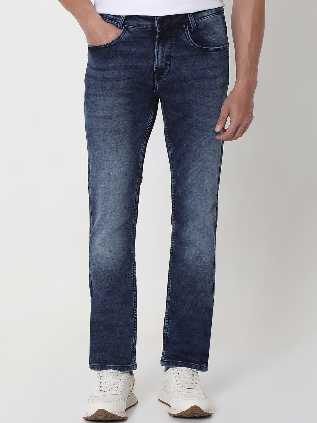 

Mufti Men Slim Fit Heavy Fade Clean Look Stretchable Jeans, Navy blue