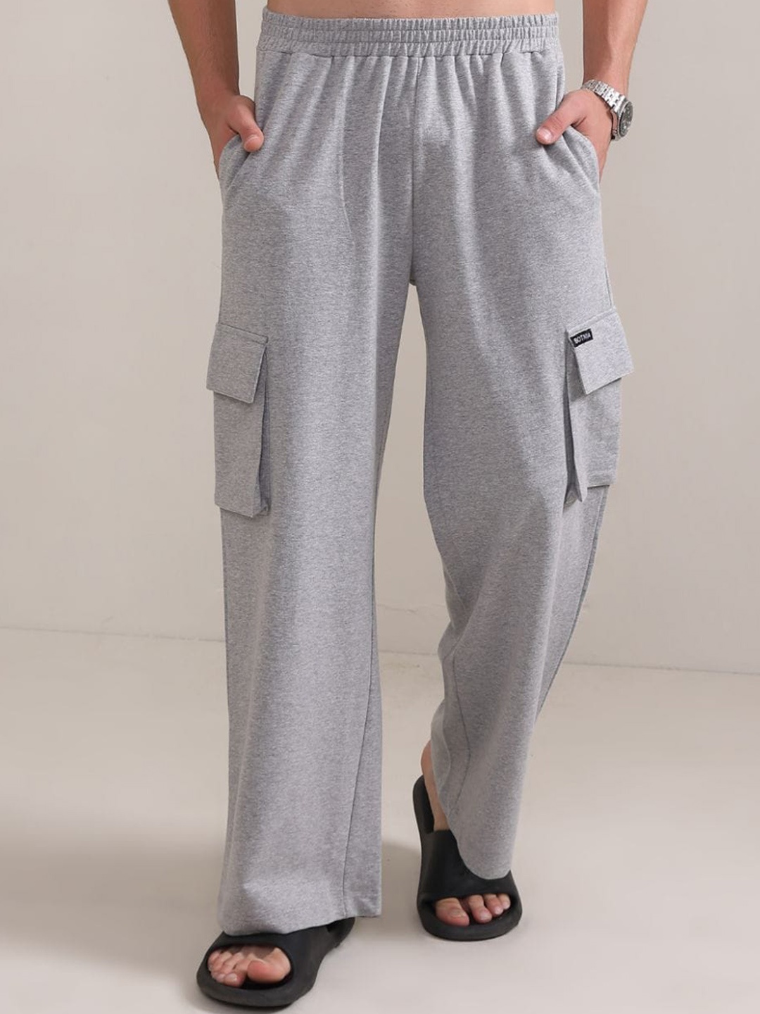 

BOTNIA Men Comfort Straight Fit High-Rise Cotton Cargo, Grey
