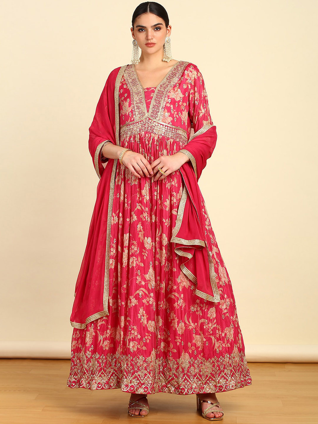 

Soch Floral Embroidered Regular Kurta with Churidar & Dupatta, Pink
