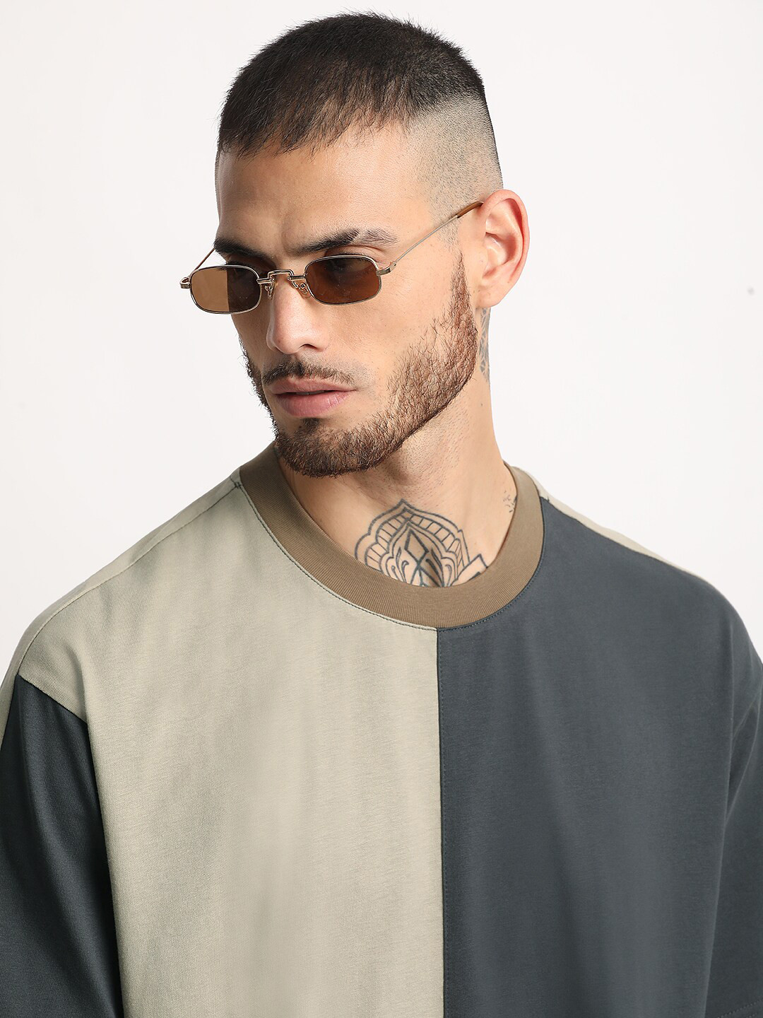 

THE BEAR HOUSE Oversized Colourblocked T-shirt, Grey