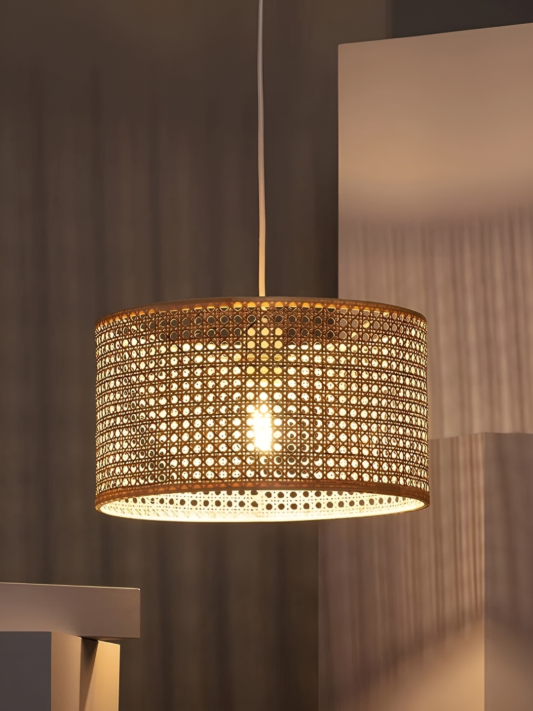 

akway Beige Wooden Contemporary Ceiling Lamp