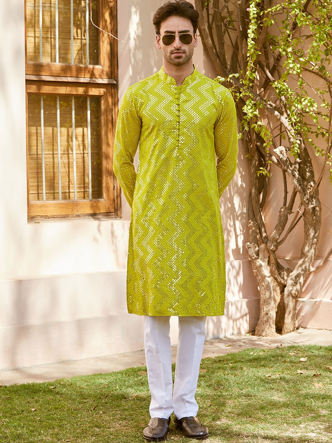

See Designs Embroidered Regular Mirror Work Kurta with Pyjamas, Lime green