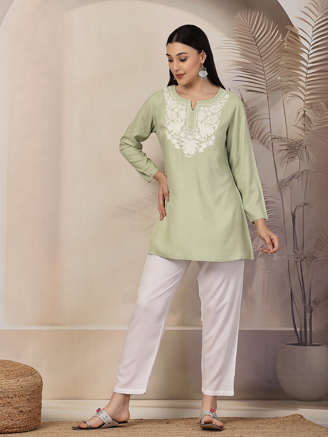 

QAZMI Women Kashmiri Aari Embroidered A-Line Co-Ord Set, Lime green
