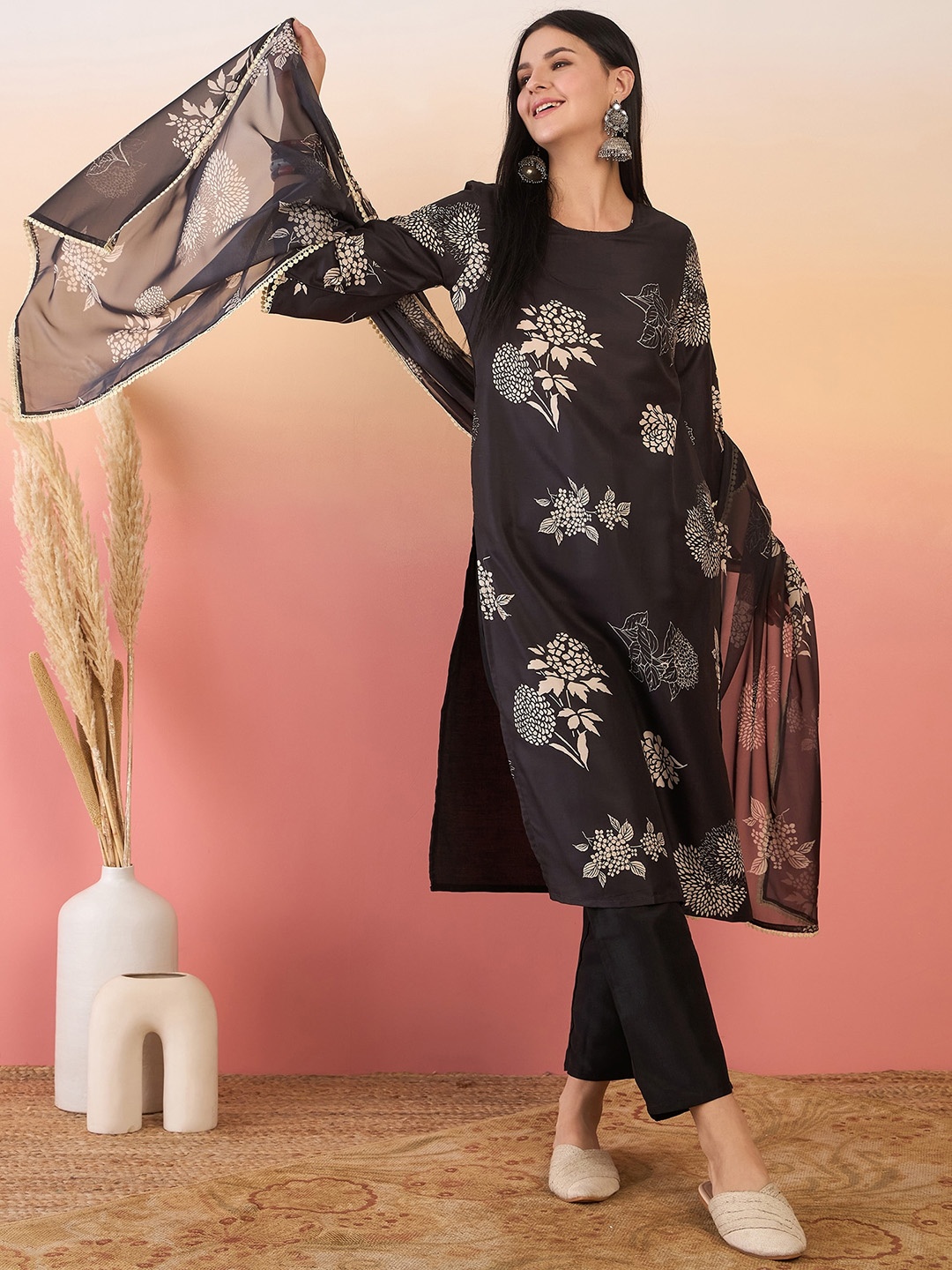 

Anouk Women Floral Printed Regular Kurta with Trousers & With Dupatta, Black