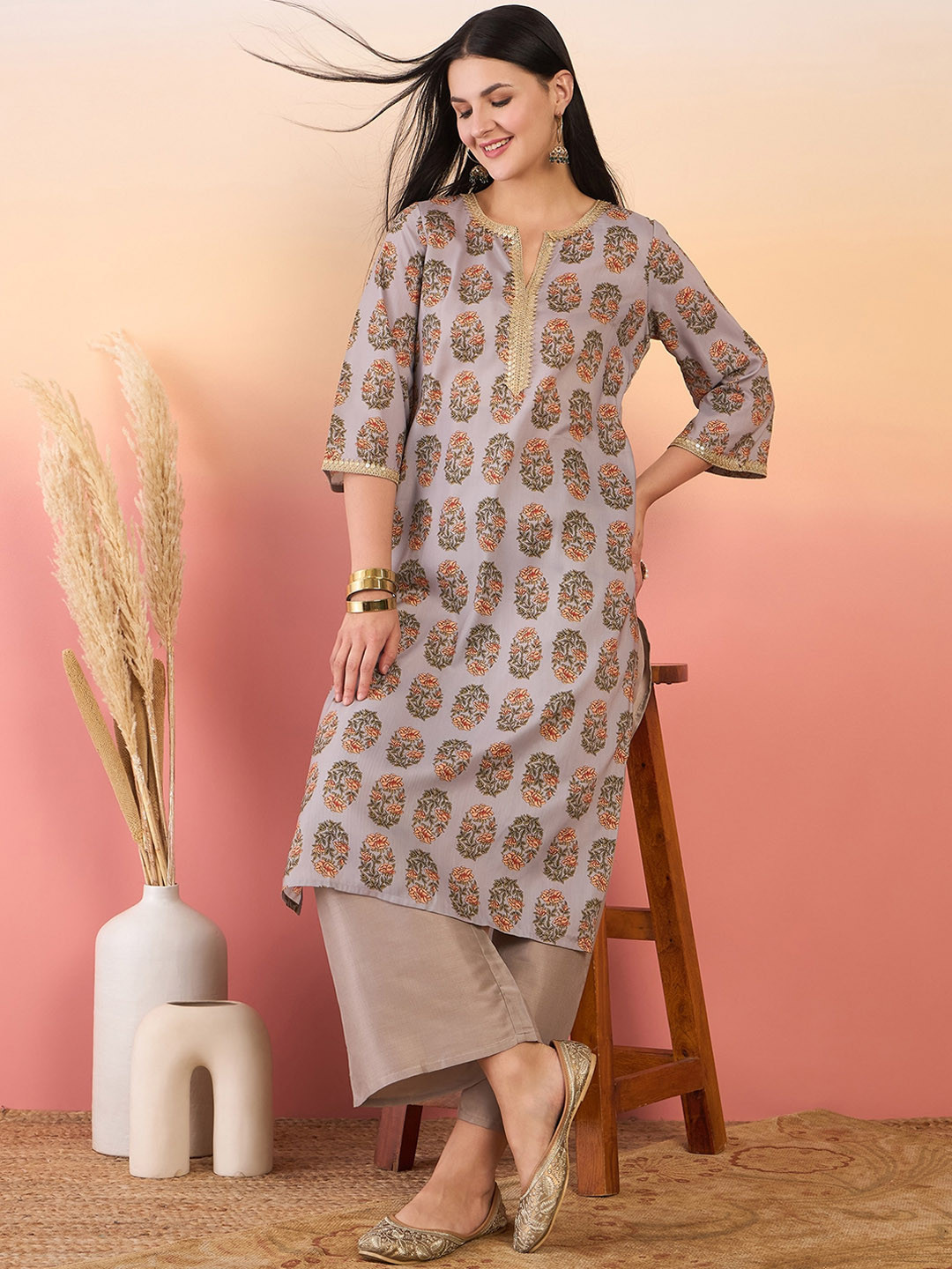 

Anouk Women Floral Printed Regular Kurta with Palazzos, Grey