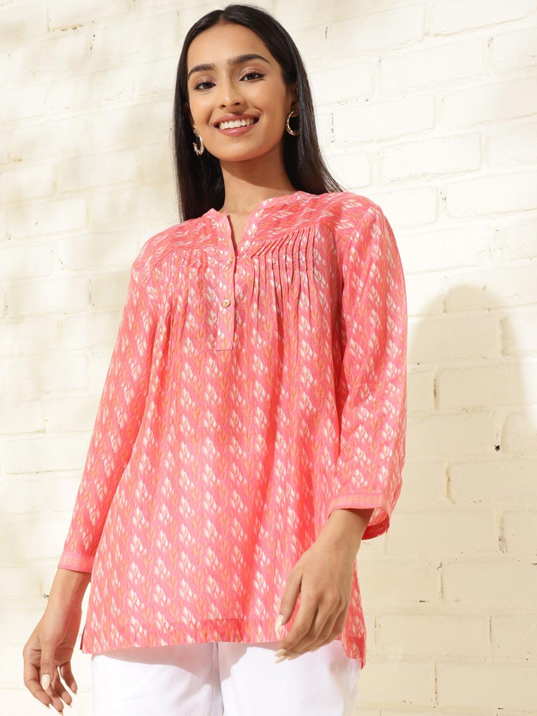 

Fabindia Mandarin Collar Pintucks Tunic, Pink