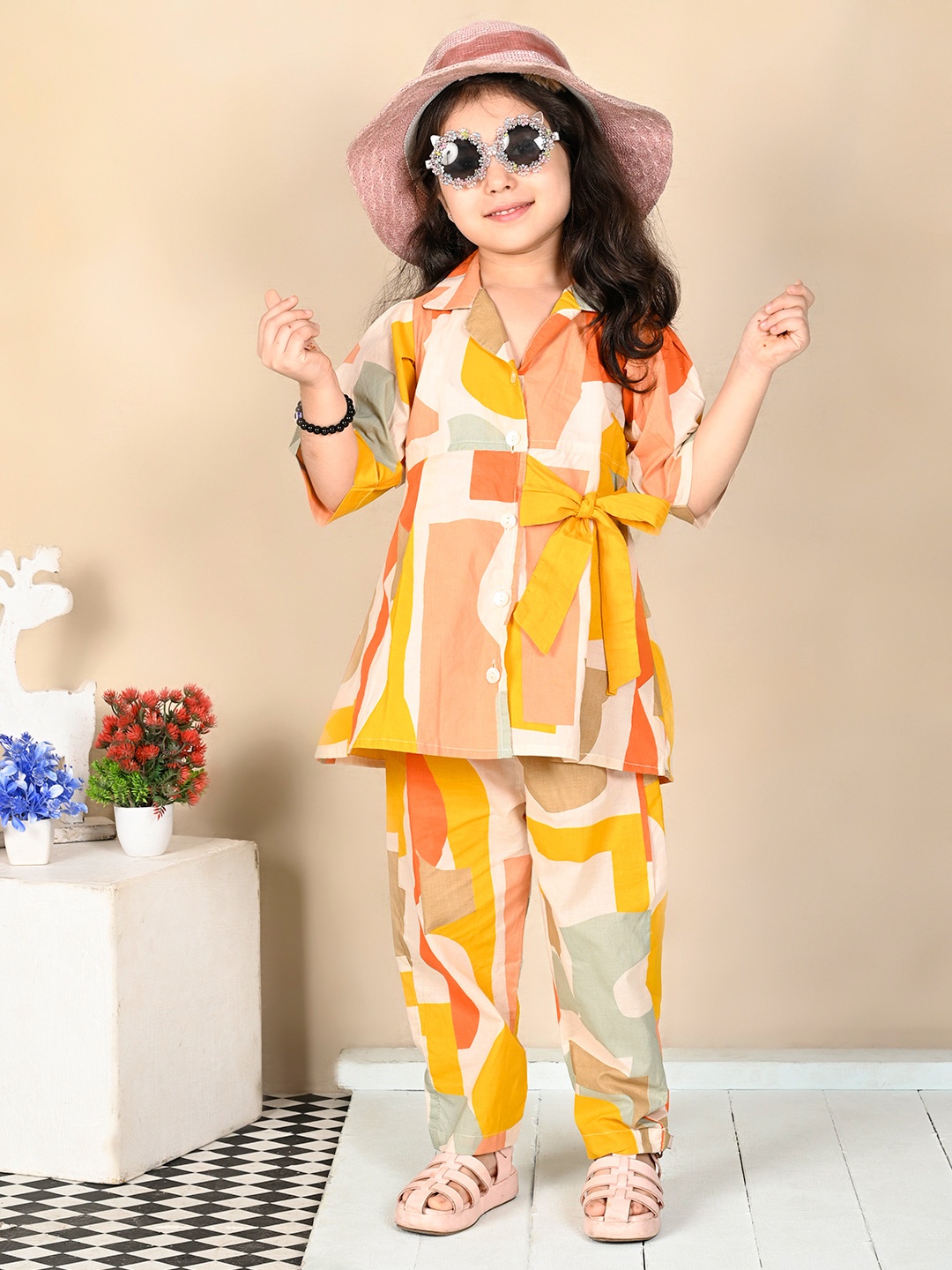 

Superminis Girls Geometric Printed Pure Cotton Shirt & Trousers, Mustard