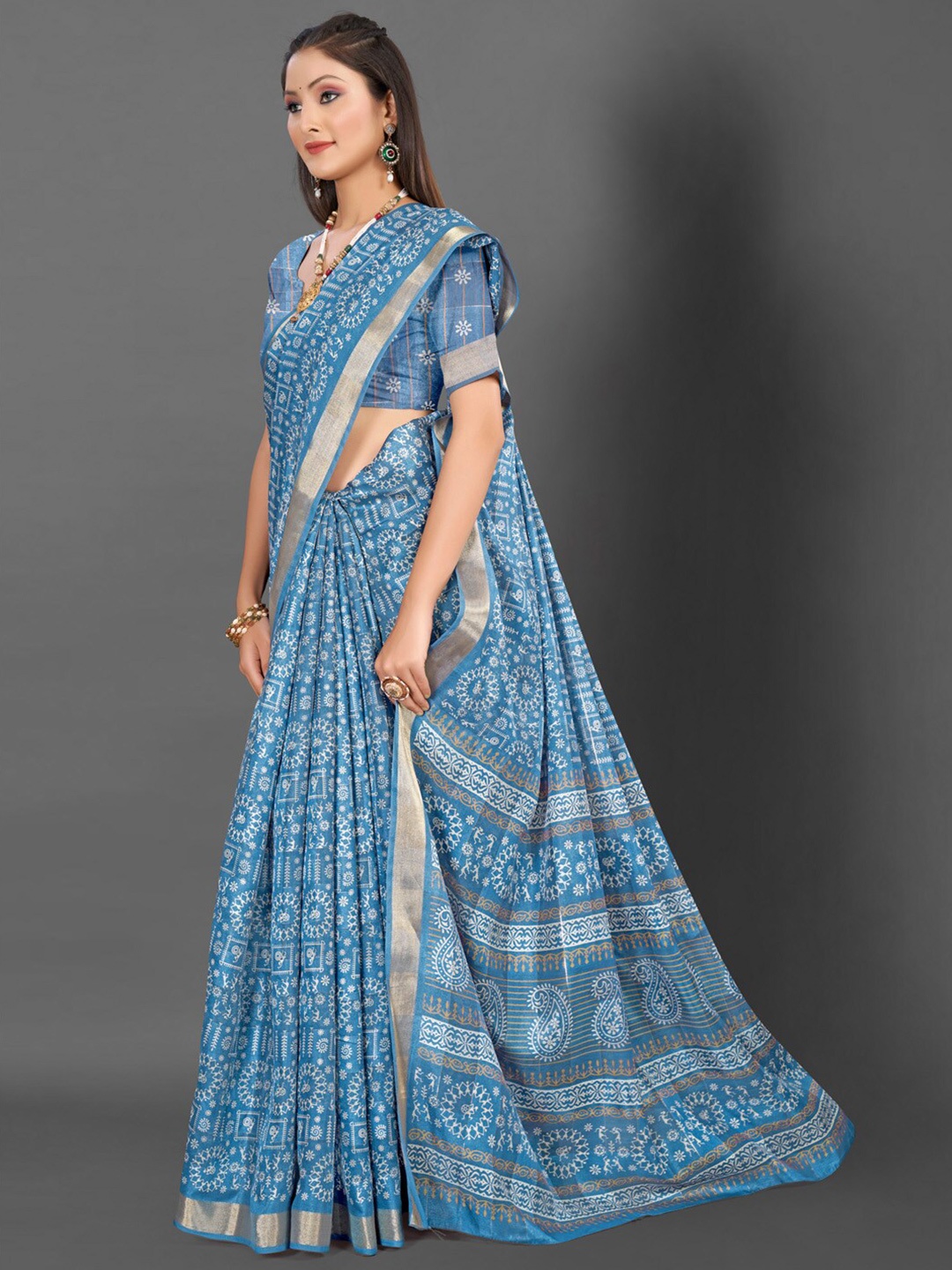 

Mitera Ethnic Motifs Printed Zari Bagru Saree, Blue
