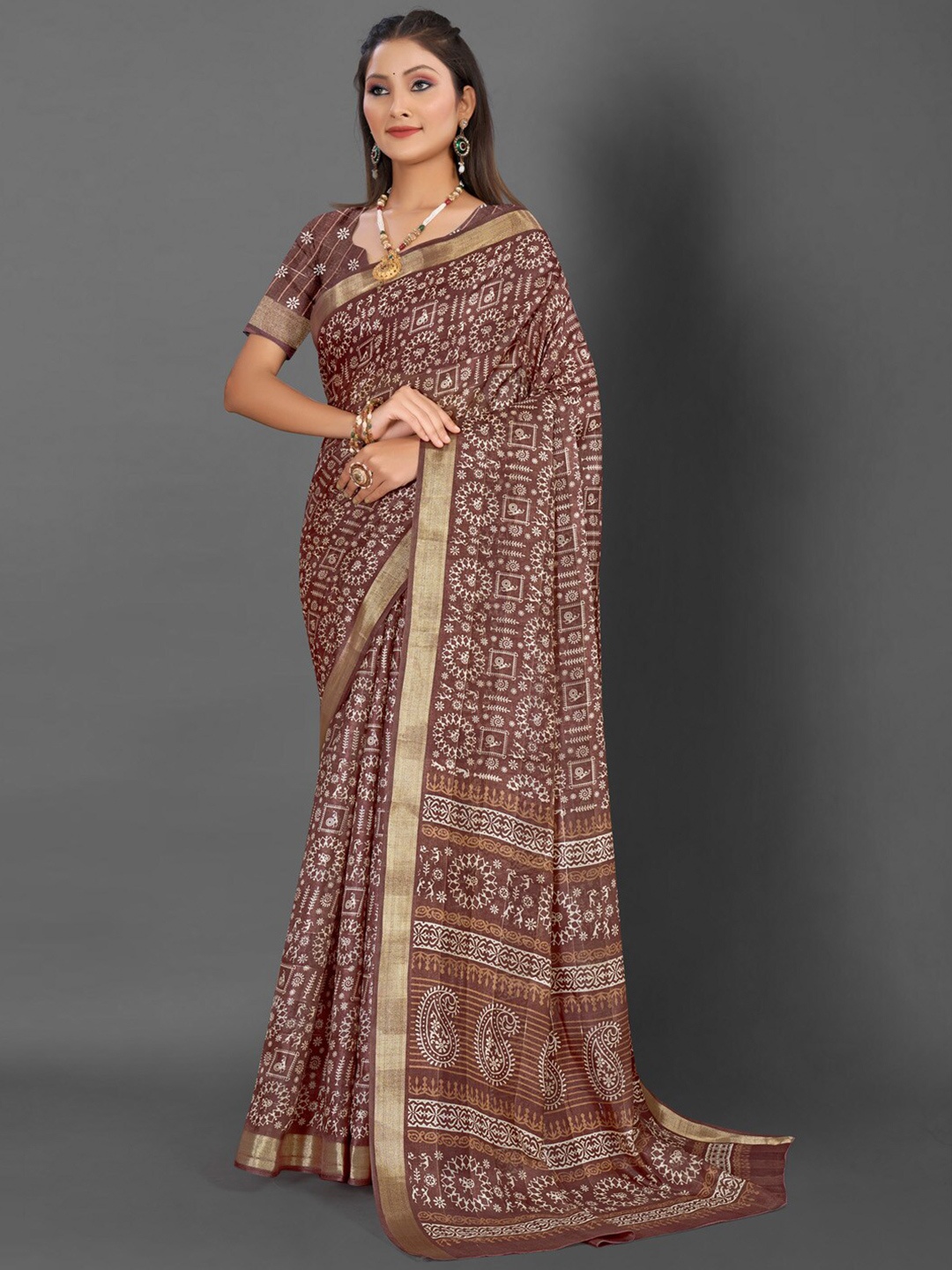 

Mitera Warli Ethic Motifs Printed Bagru Zari Saree, Brown
