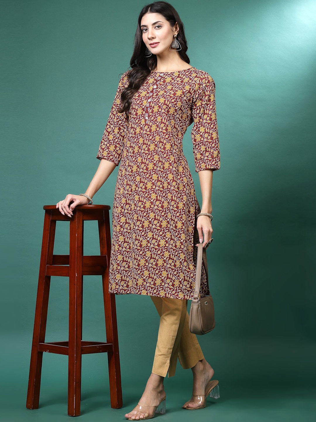 

Sangria Floral Printed Round Neck Pure Cotton Straight Kurta With Trouser, Brown