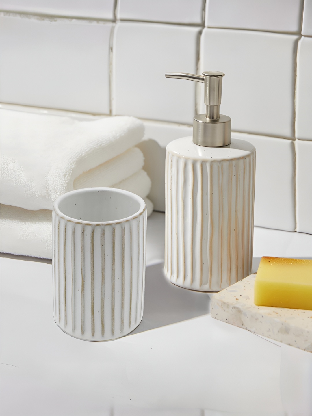 

Anko White 2 pieces Striped Ceramic Bath Accessories Set