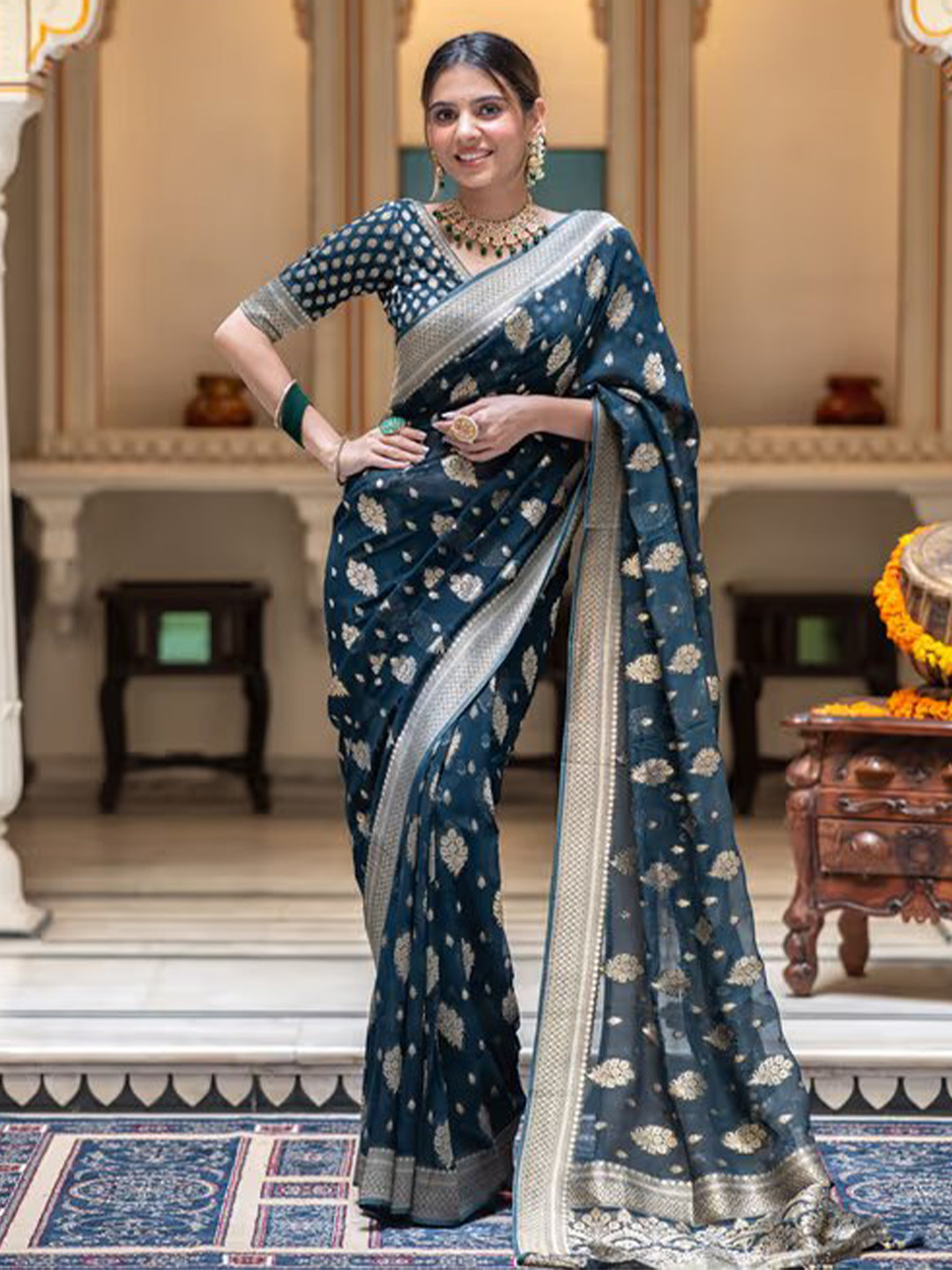 

REALLTREND Ethnic Motifs Woven Design Zari Banarasi Saree, Blue
