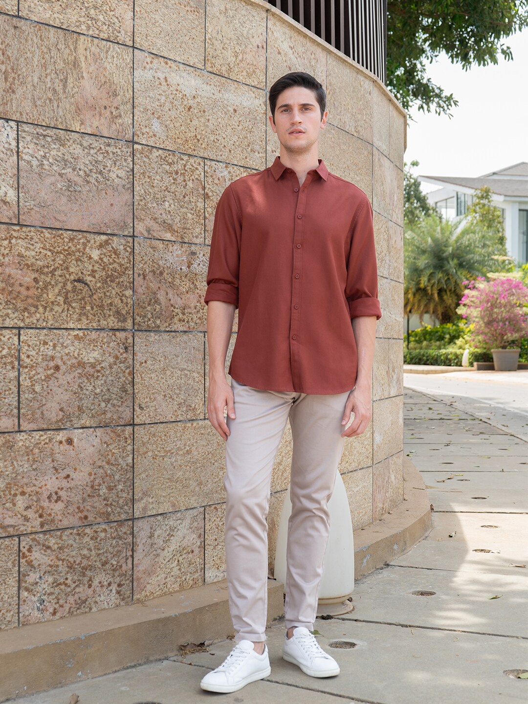 

ARISTOBRAT Men Slim Fit Opaque Casual Shirt, Red