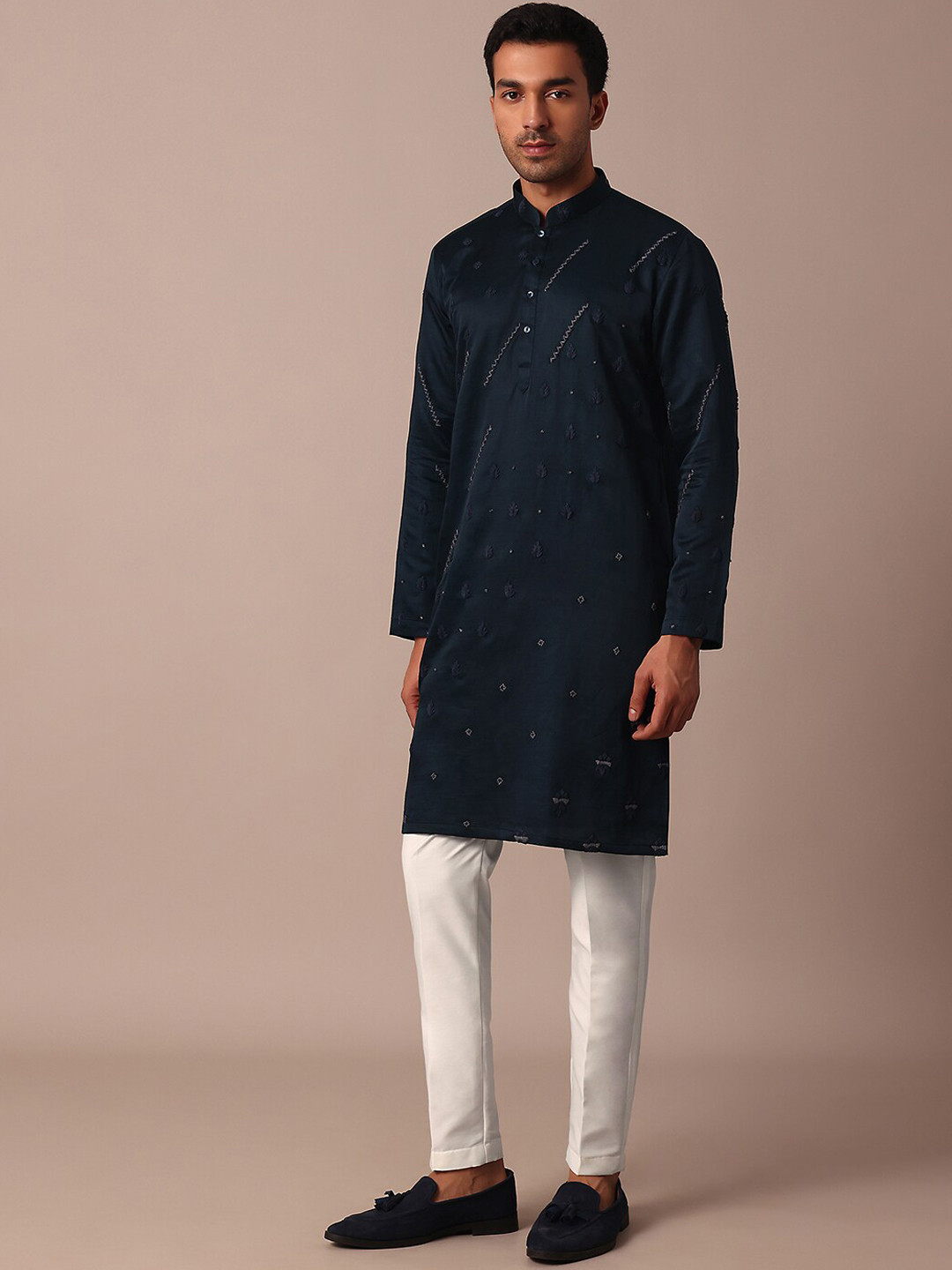

KALKI Fashion Ethnic Motifs Embroidered Mandarin Collar Straight Kurta With Pyjama, Blue