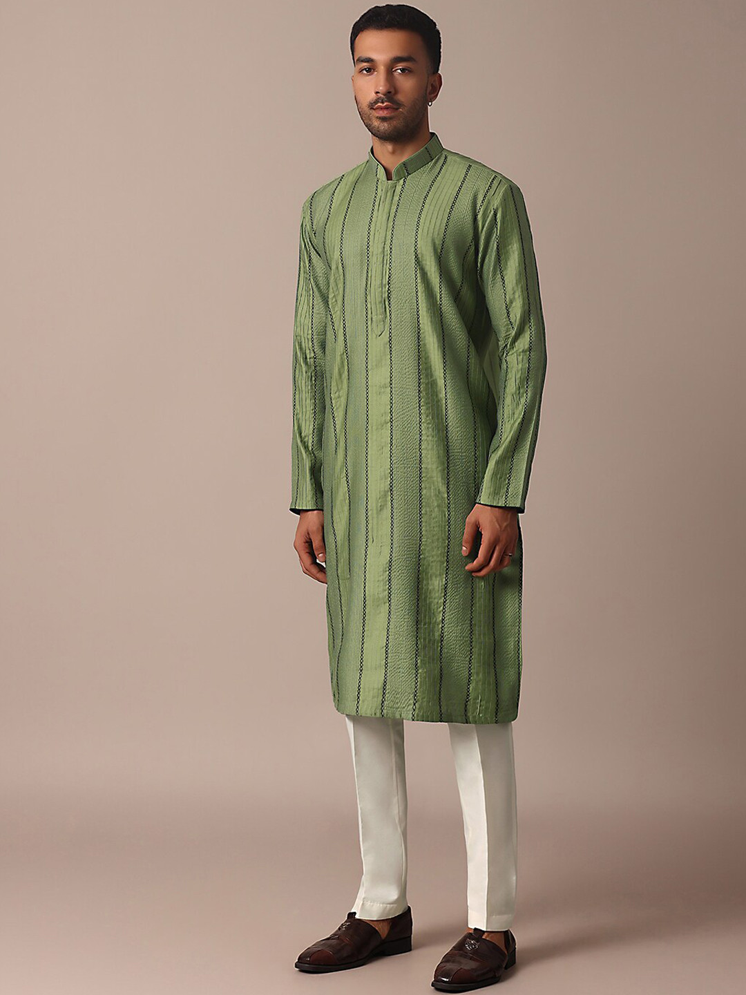 

KALKI Fashion Mandarin Collar Long Sleeves Embroidered Kurta with Trouser, Green