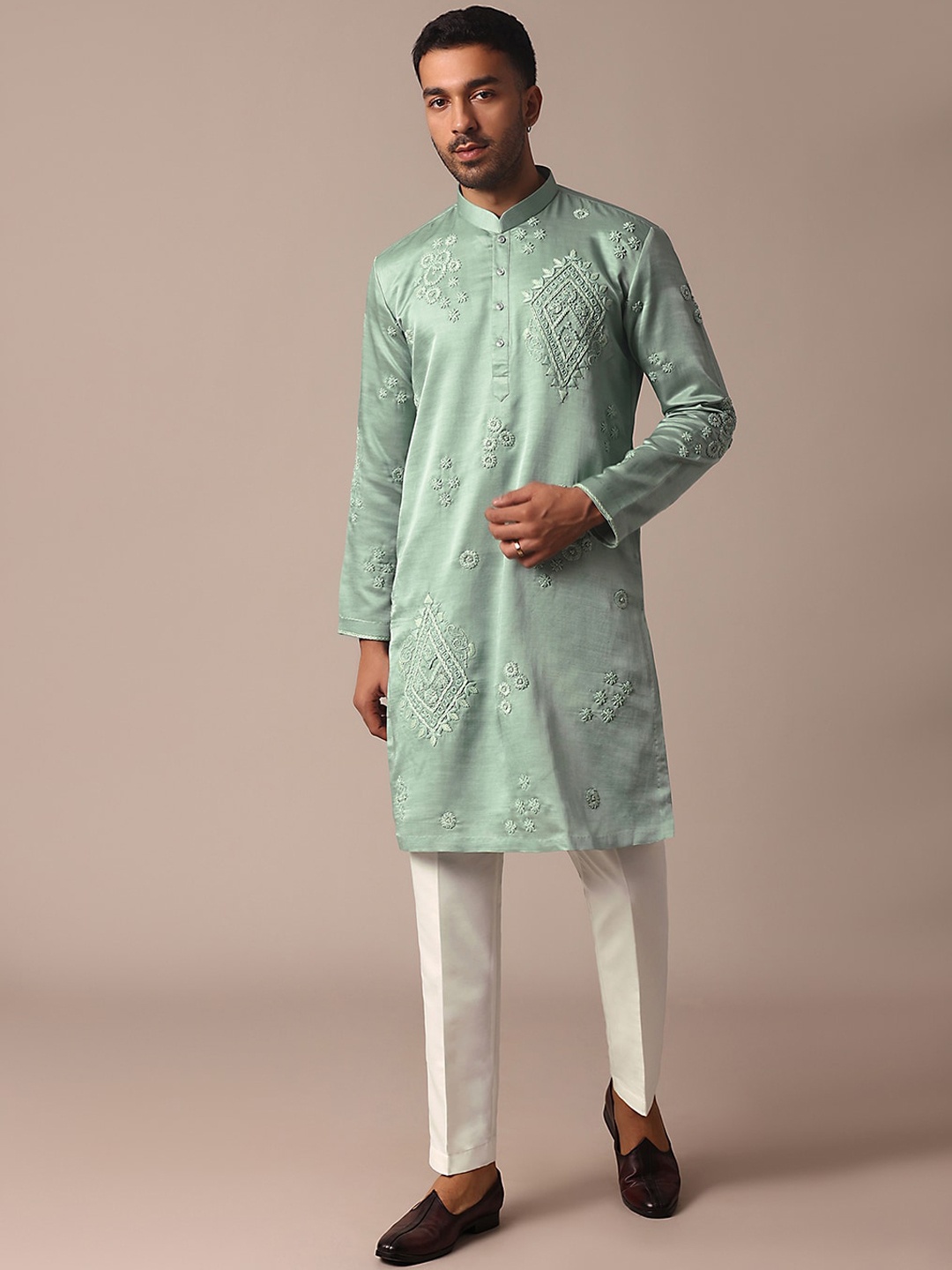 

KALKI Fashion Men Floral Embroidered Regular Linen Kurta with Pyjamas, Green