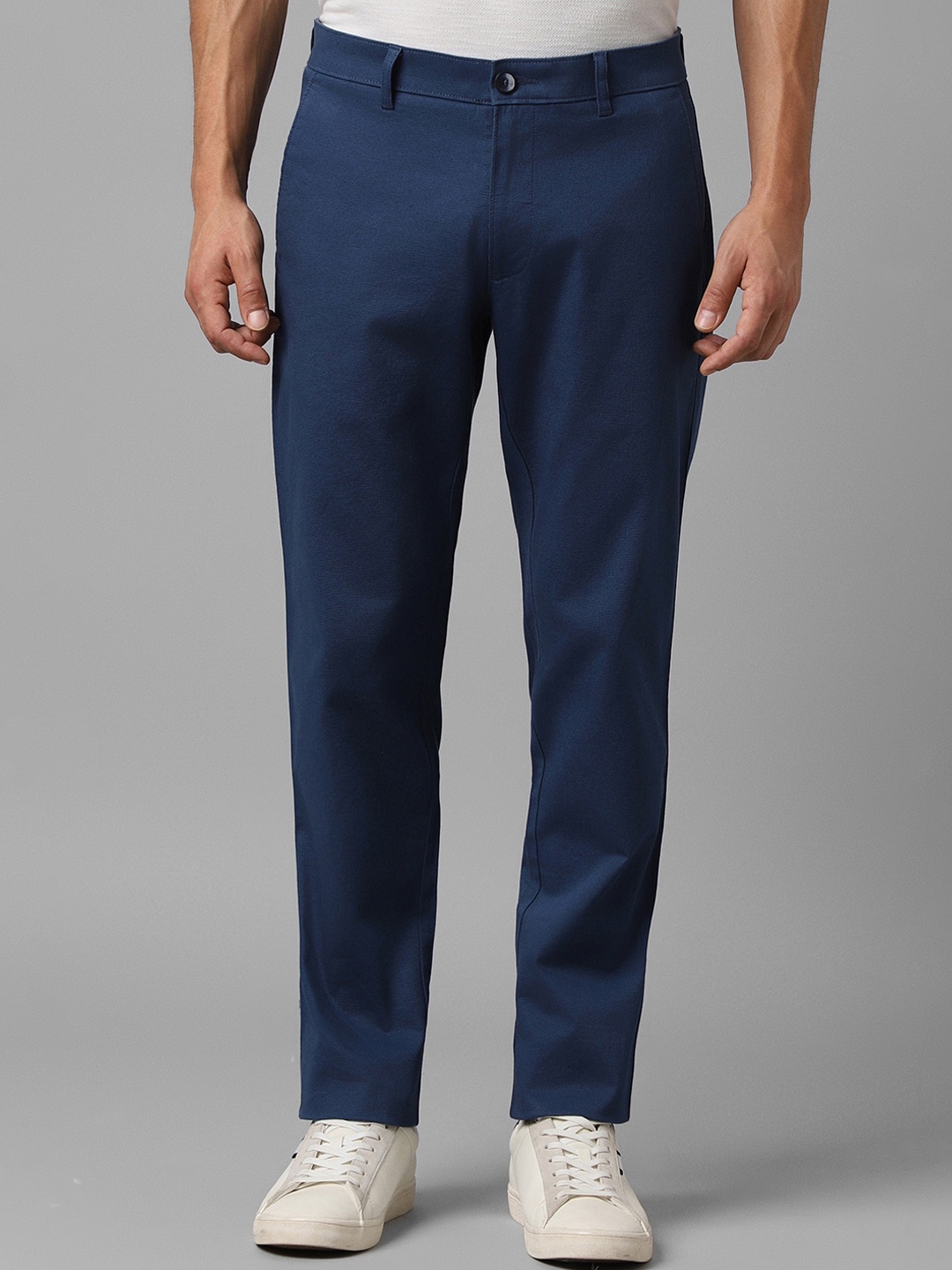 Louis Philippe Sport Men Textured Slim Fit Trousers, Navy blue