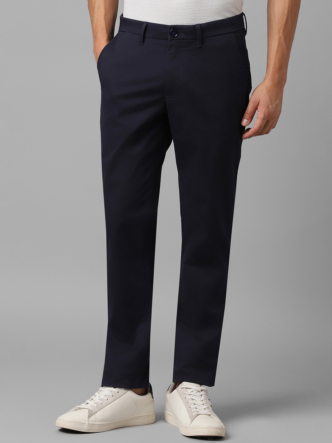 

Louis Philippe Sport Men Slim Fit Trousers, Navy blue