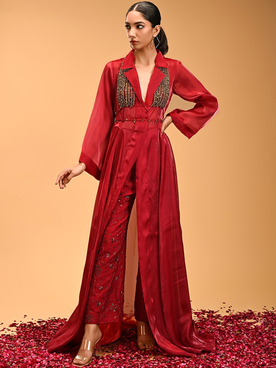 RIRASA Floral Printed Regular Beads and Stones Kurta with Trousers, Red