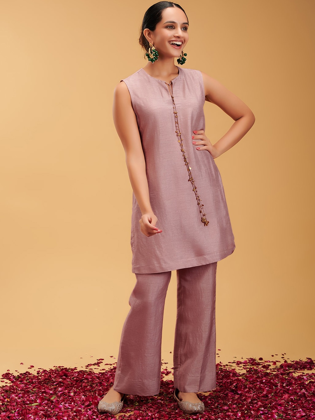

RIRASA Regular Beads and Stones Raw Silk Kurta with Trousers, Pink