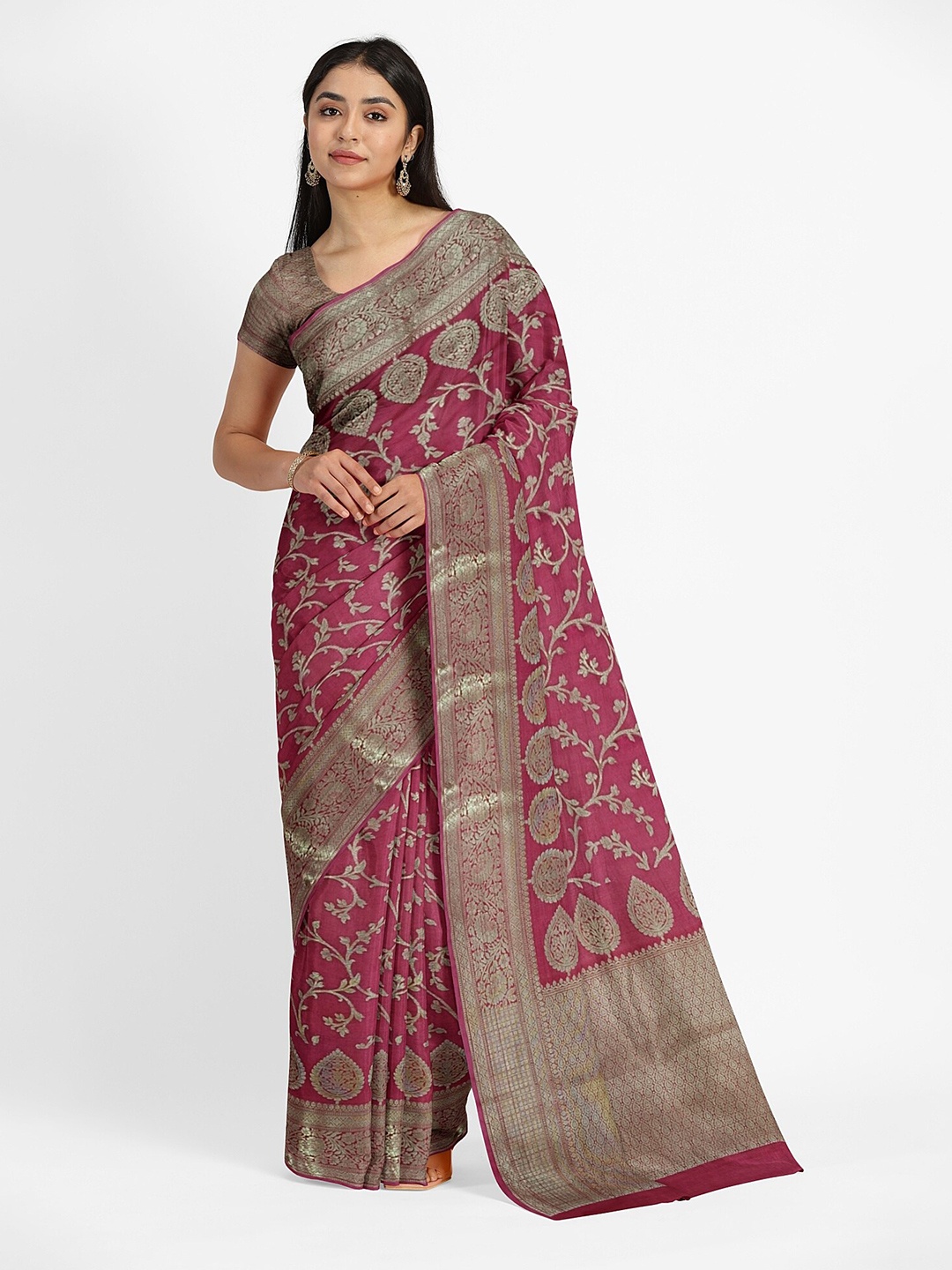 

Muskan Fashion Ethnic Motifs Zari Banarasi Saree, Coral