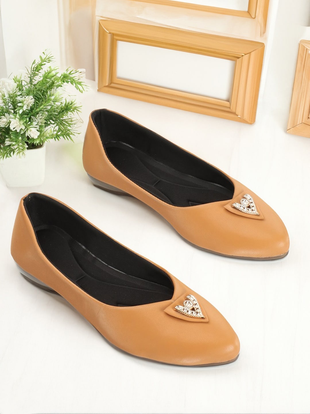

PERY PAO Embellished Ballerinas, Mustard