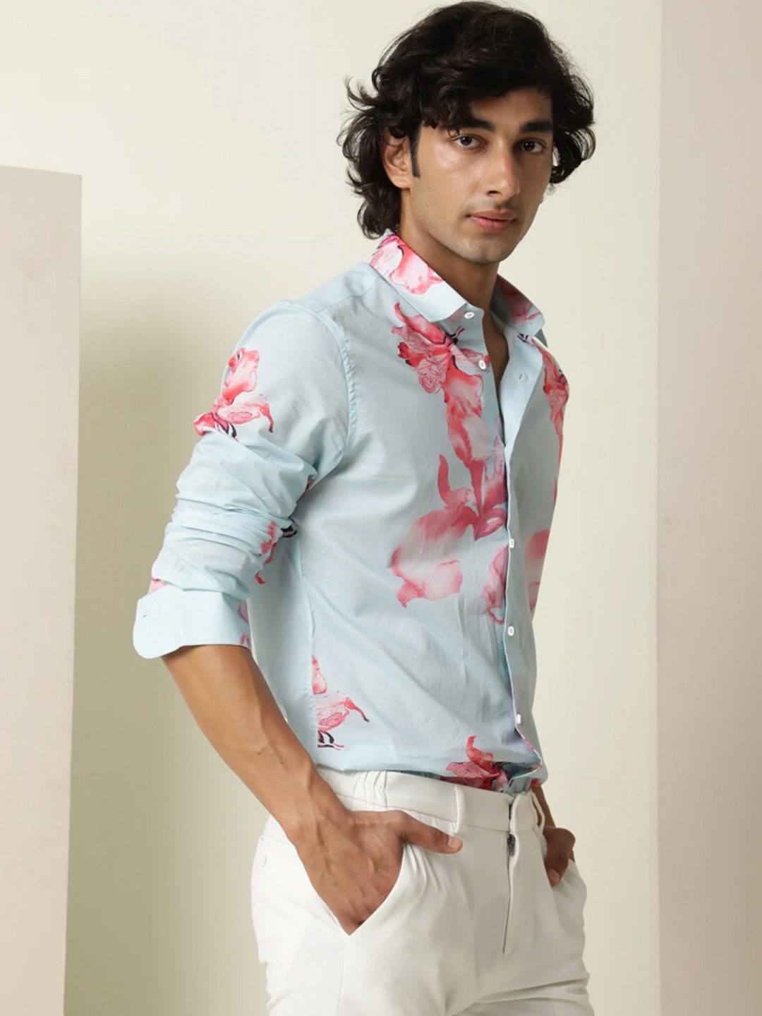 

Eyebogler Floral Print Spread Collar Regular Fit Casual Shirt, Pink