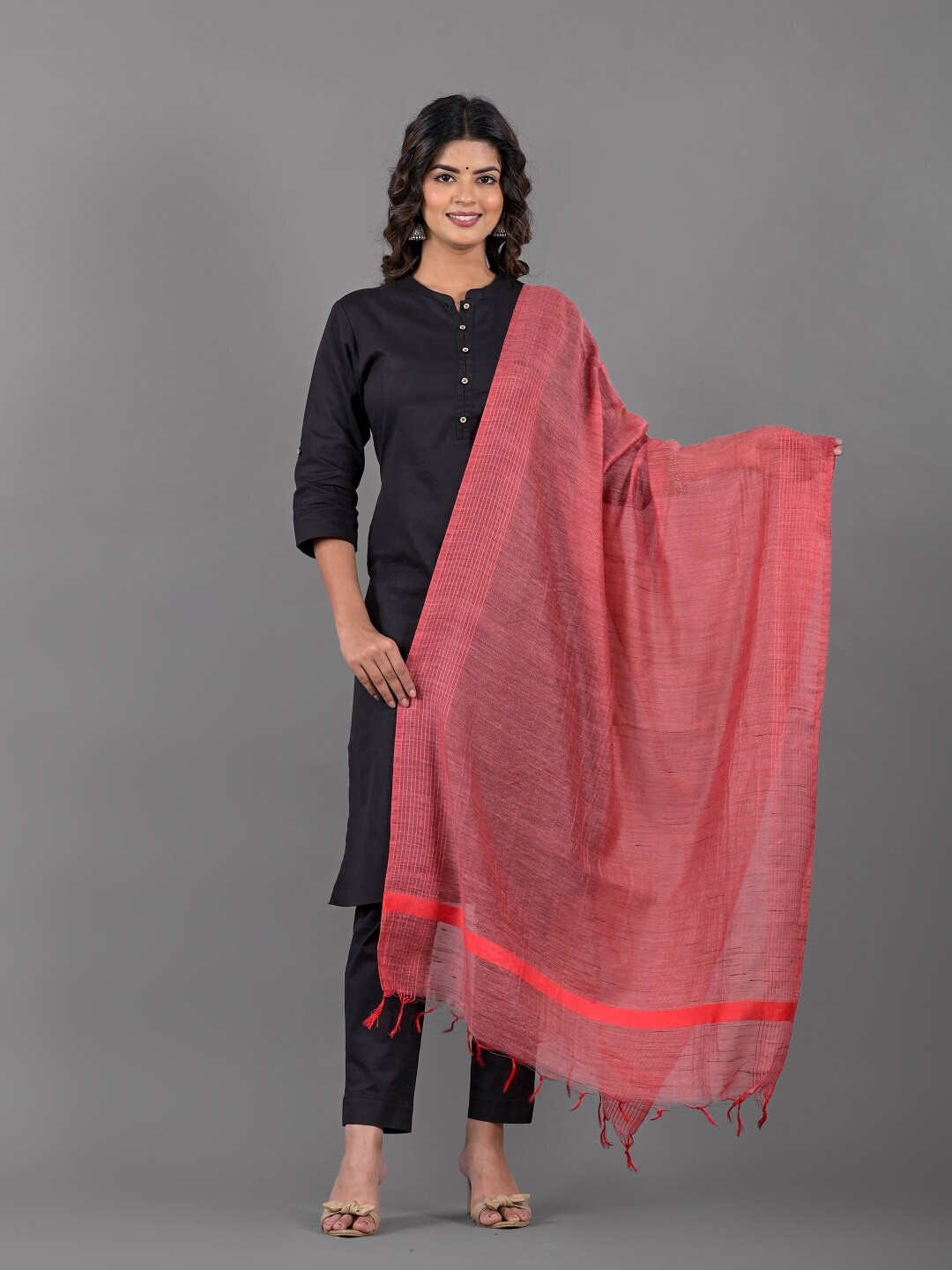 

Apratim Cotton Dupatta, Red