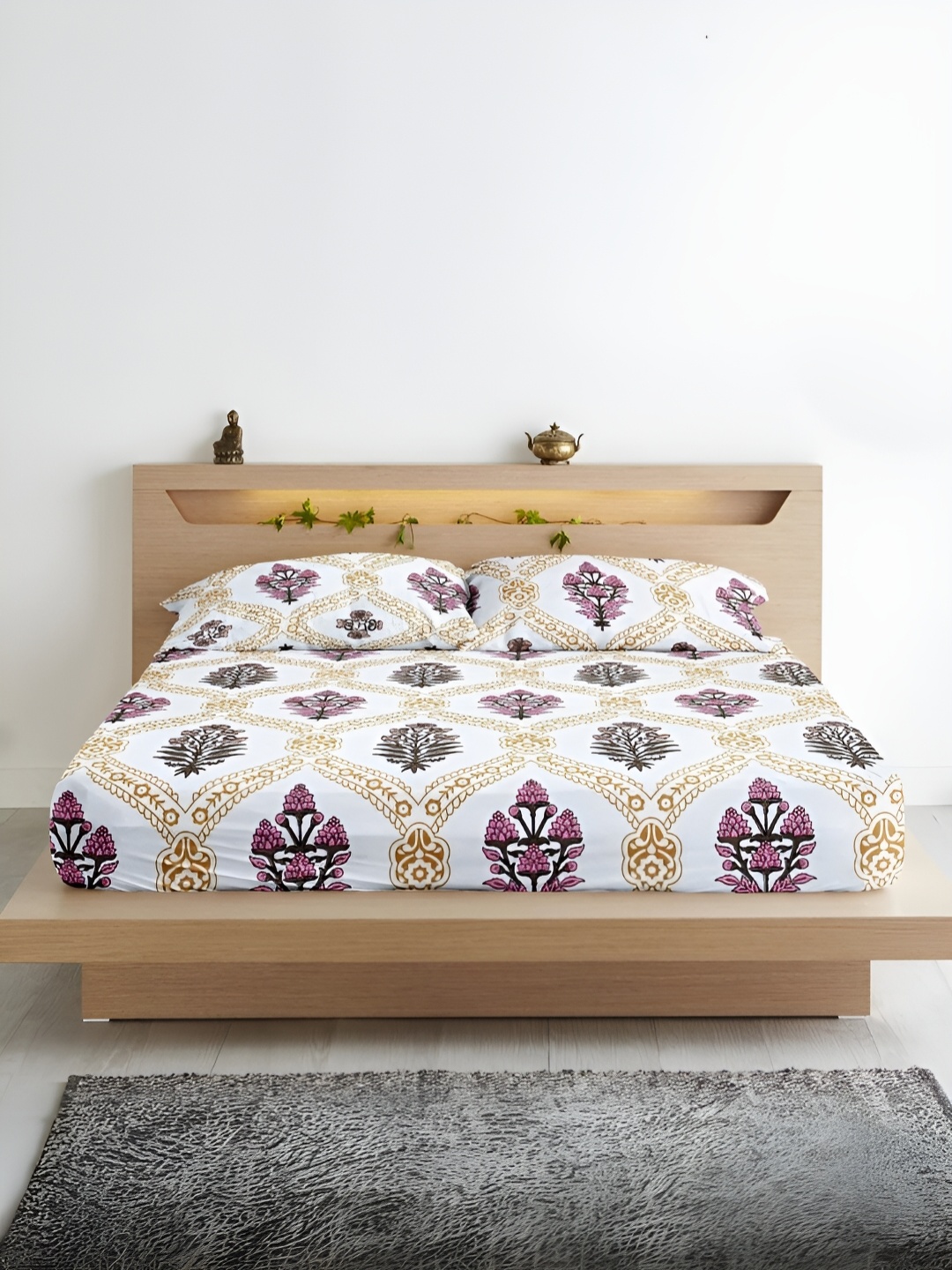 

Aurave Olivia Mustard & Pink Floral 210 TC Fitted Queen Bedsheet With 2 Pillow Covers