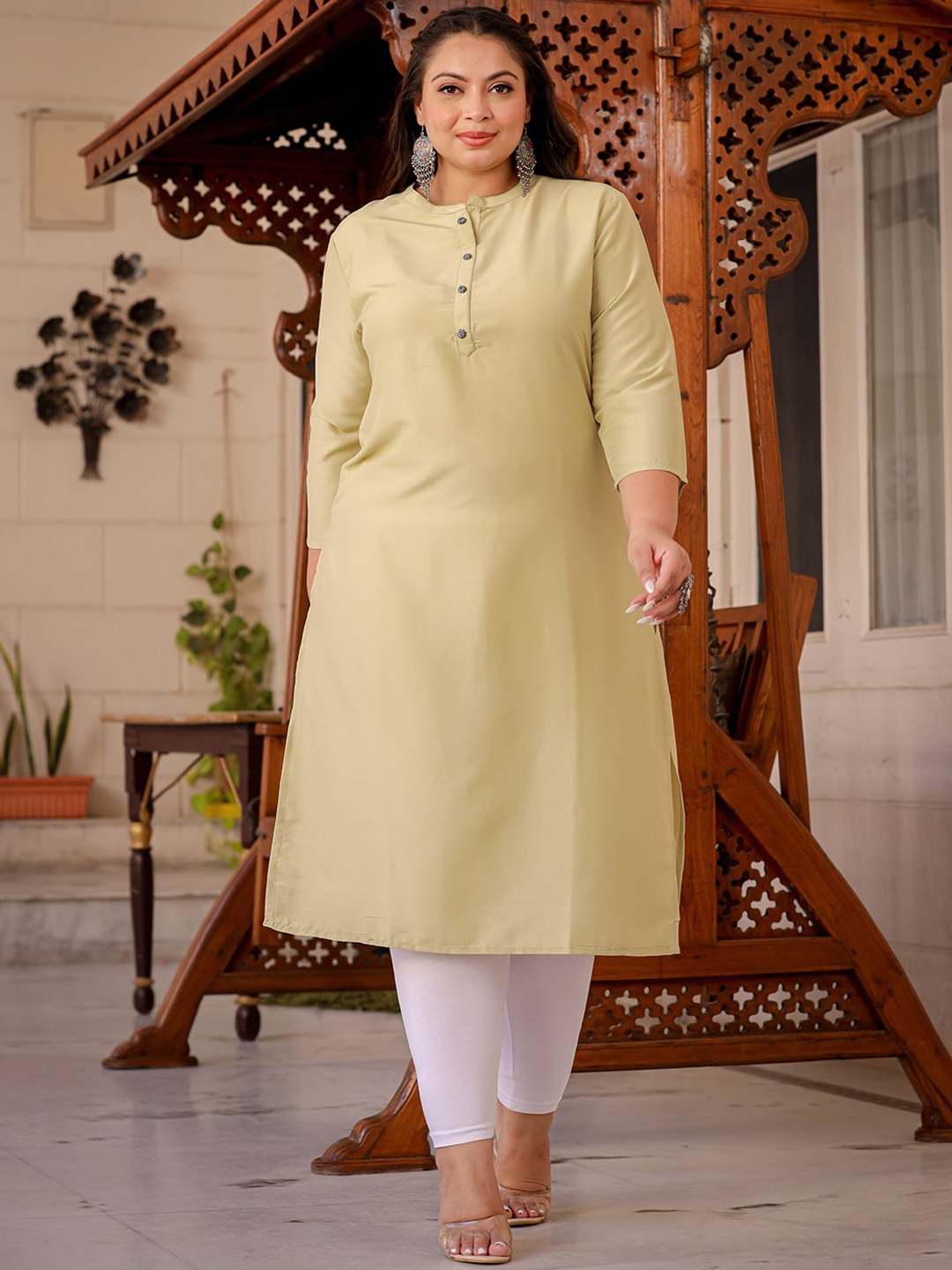 KALINI Mandarin Collar Three-Quarter Sleeves Straight Silk Kurta, Green