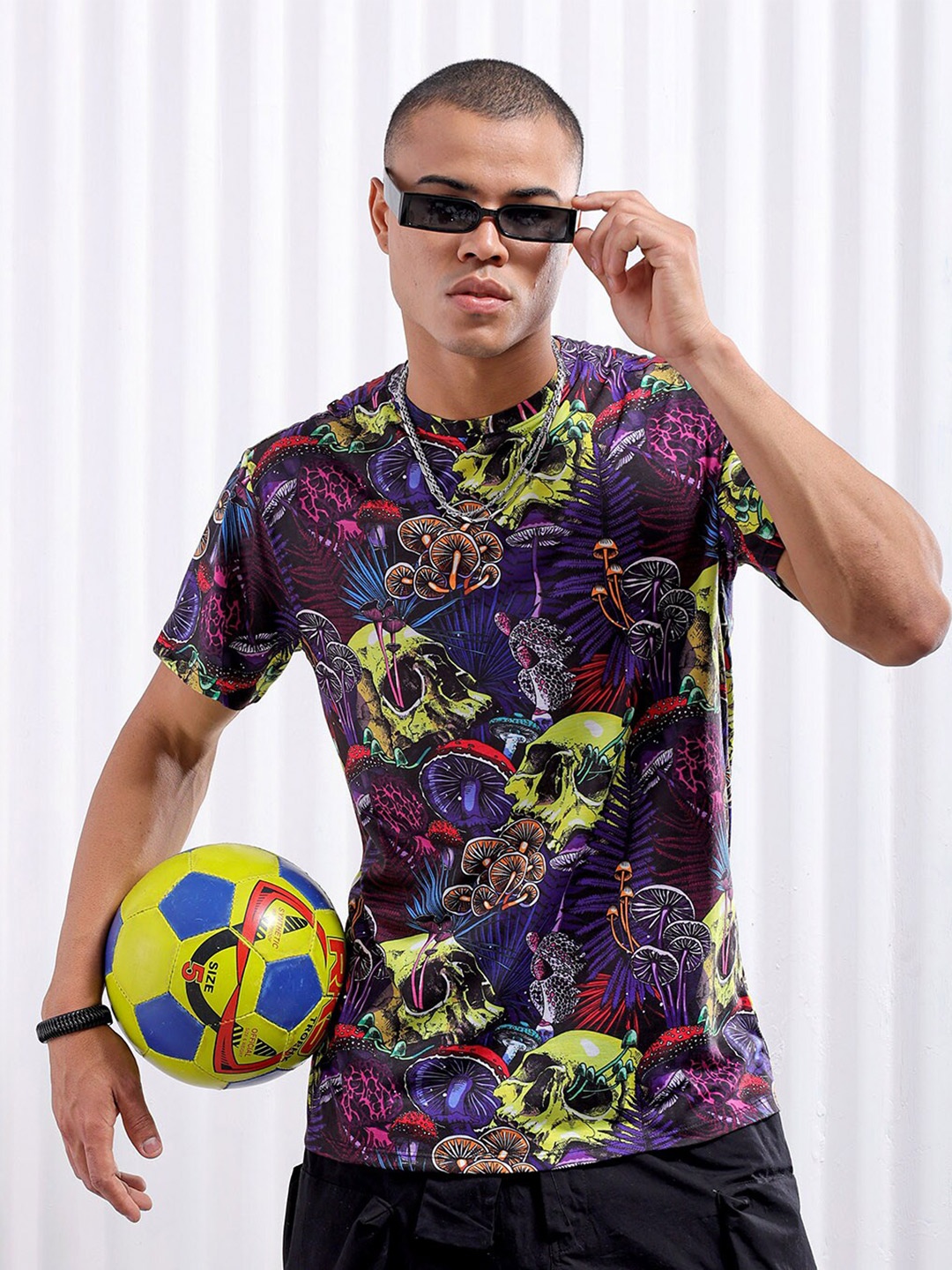 The Indian Garage Co Black Conversational Printed Slim Fit T-shirt