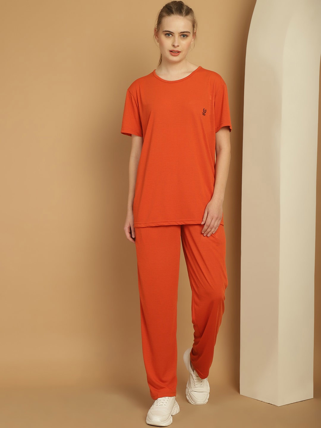 

VIMAL JONNEY Round Neck T-Shirt With Trouser, Orange