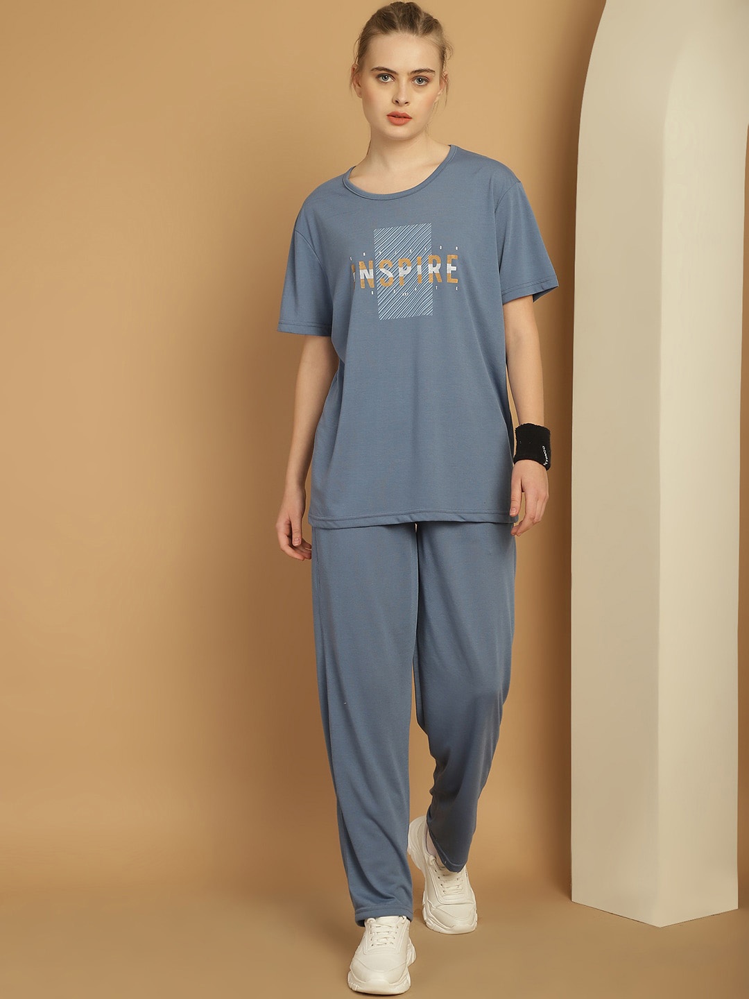 

MACK JONNEY Printed T-Shirt With Trouser, Grey