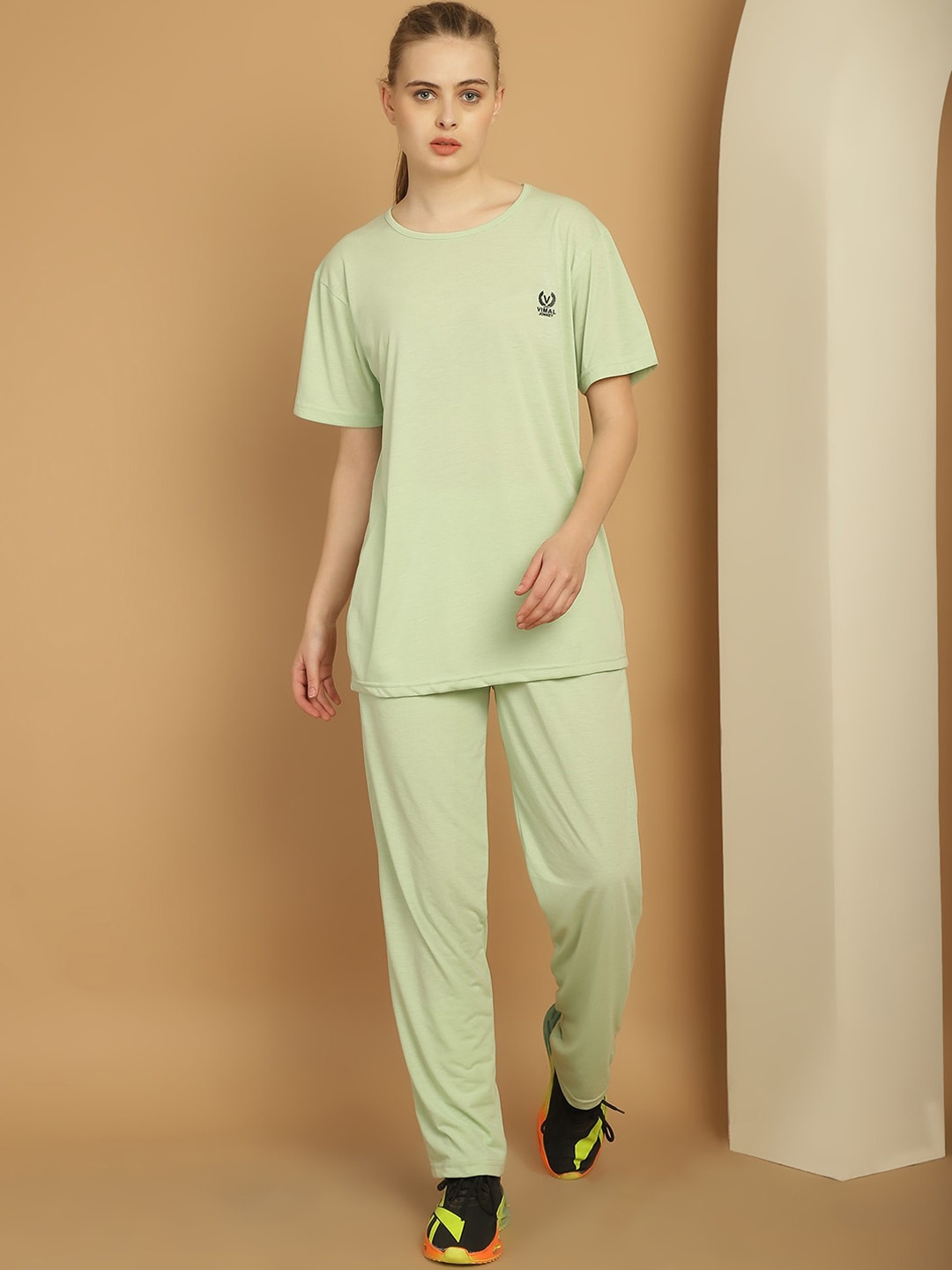 

MACK JONNEY Solid Round Neck Cotton Tracksuit, Green