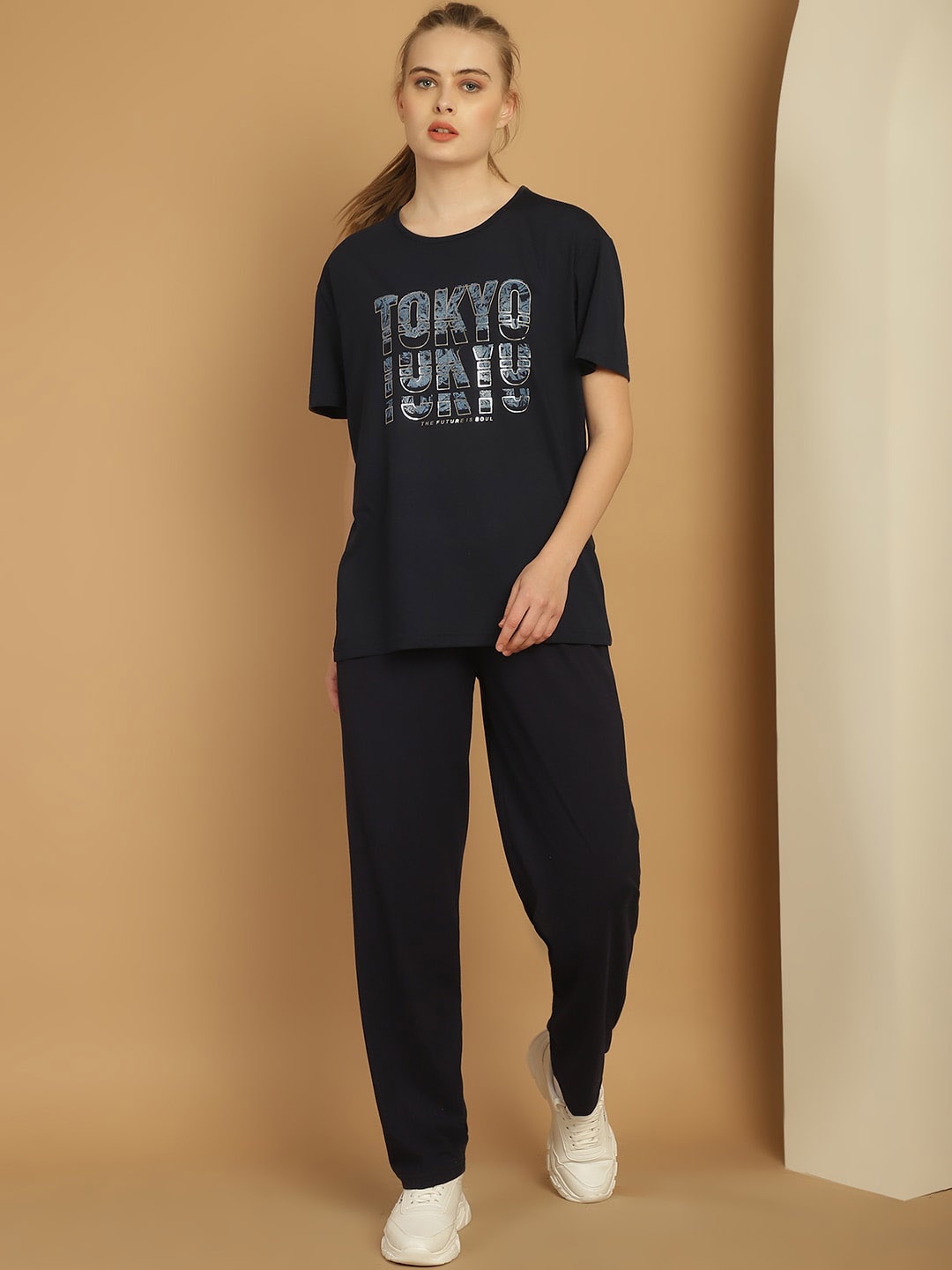 

MACK JONNEY Printed T-Shirt With Trouser, Navy blue