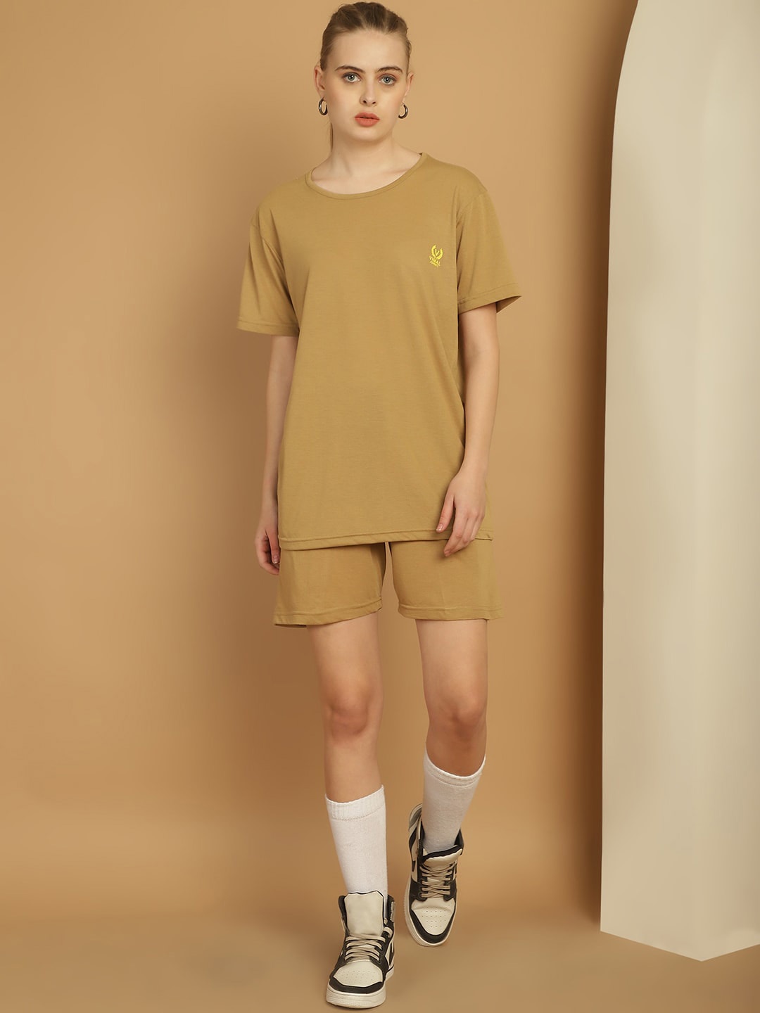 

VIMAL JONNEY Round Neck Cotton Tracksuit, Beige