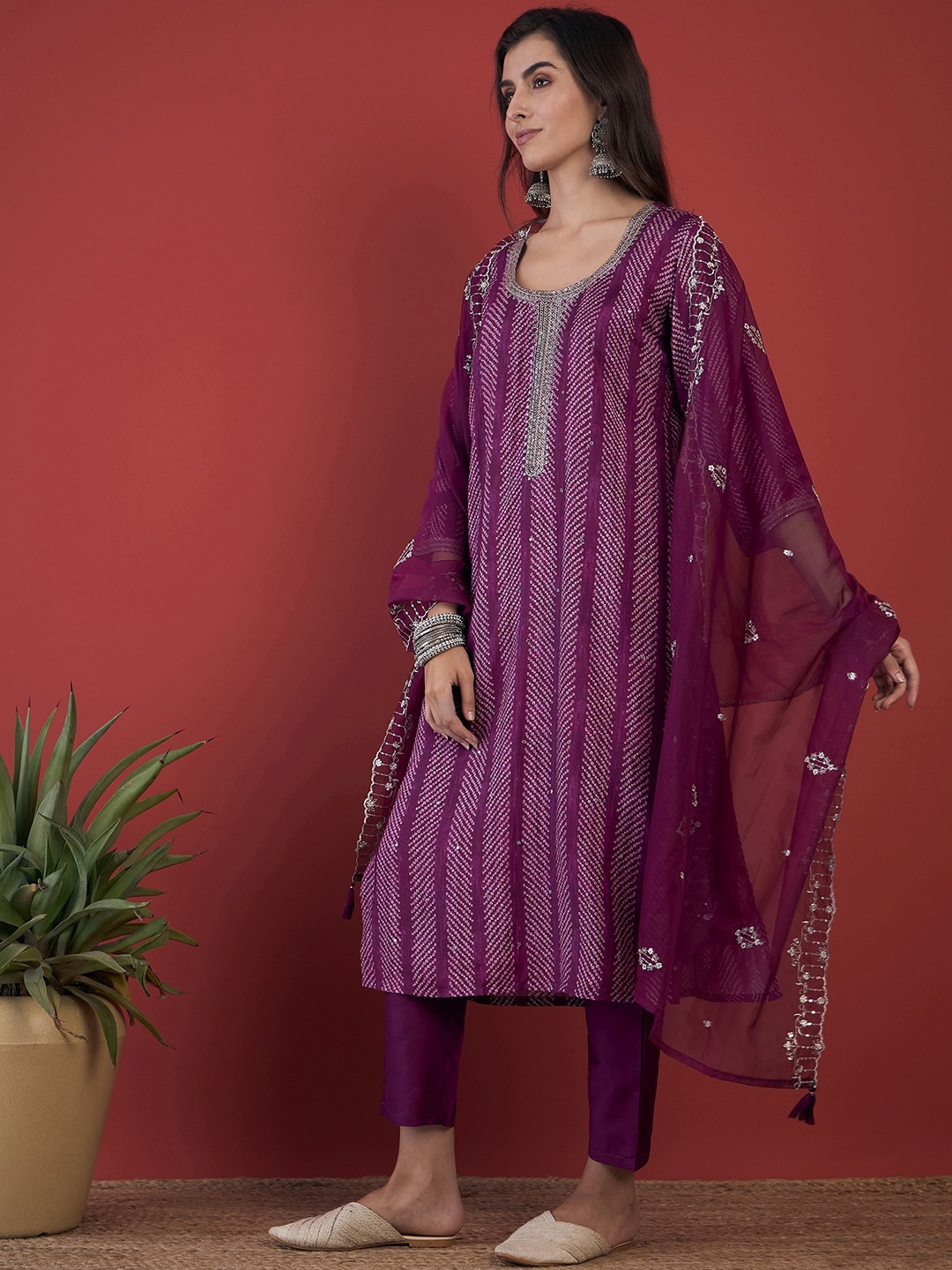 

Anouk Ethnic Motifs Embroidered Sequinned Straight Kurta with Trouser & Dupatta, Purple